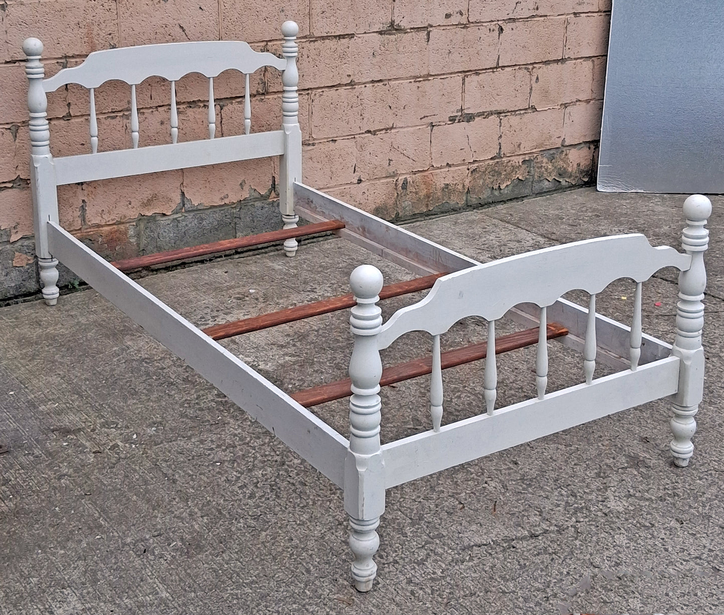 Antique Vintage Old Reclaimed Salvaged J.B. Van Sciver Colonial SOLI Wooden Wood White Twin Size Bed Head Foot Board Frame Bedframe Set