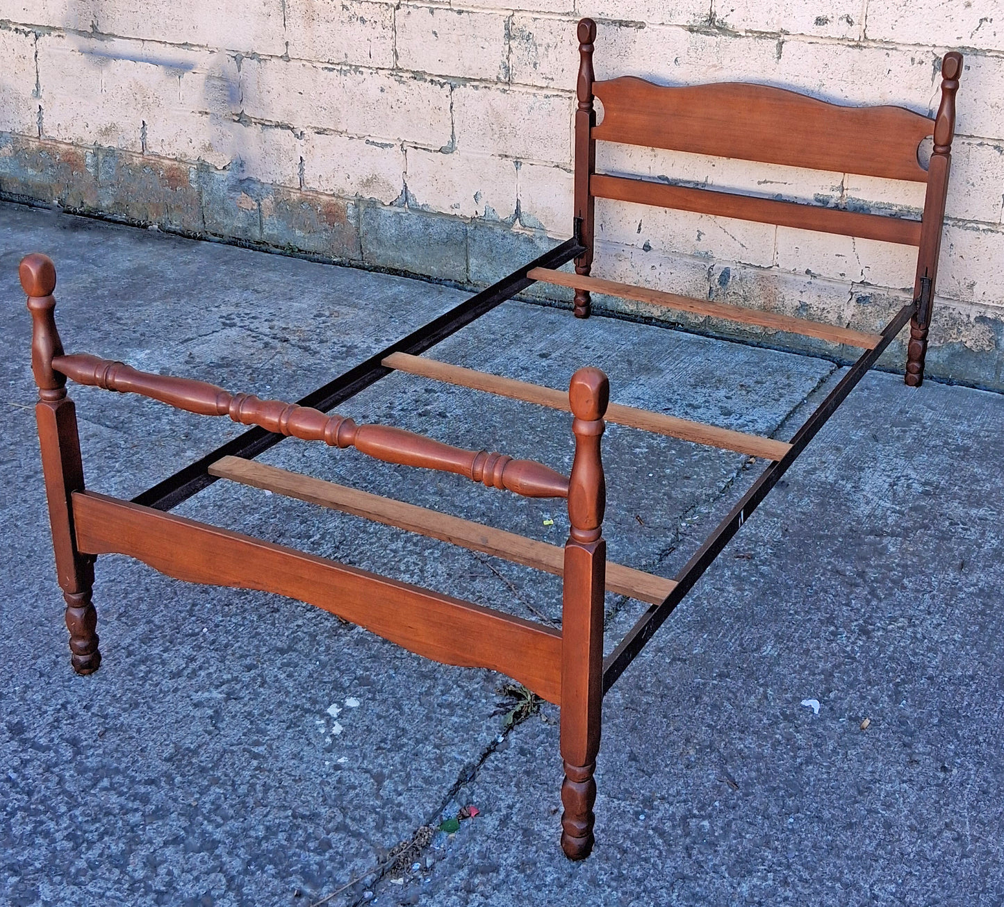 Vintage Antique Old Reclaimed Salvaged Colonial Traditional Style SOLID Maple Wood Wooden Twin Size Bed Frame Head Foot Board Set