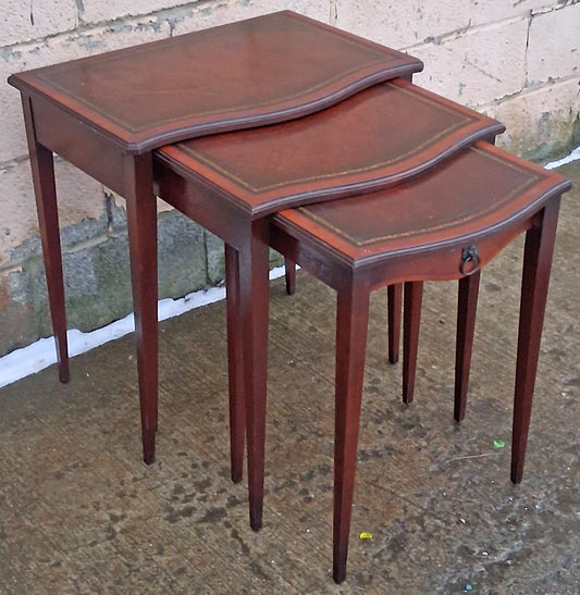 Set of Antique Vintage Old Salvaged Reclaimed Solid Mahogany Wood Wooden Carved Serpentine Nesting Nested Stacked Stand Side Accent Tables