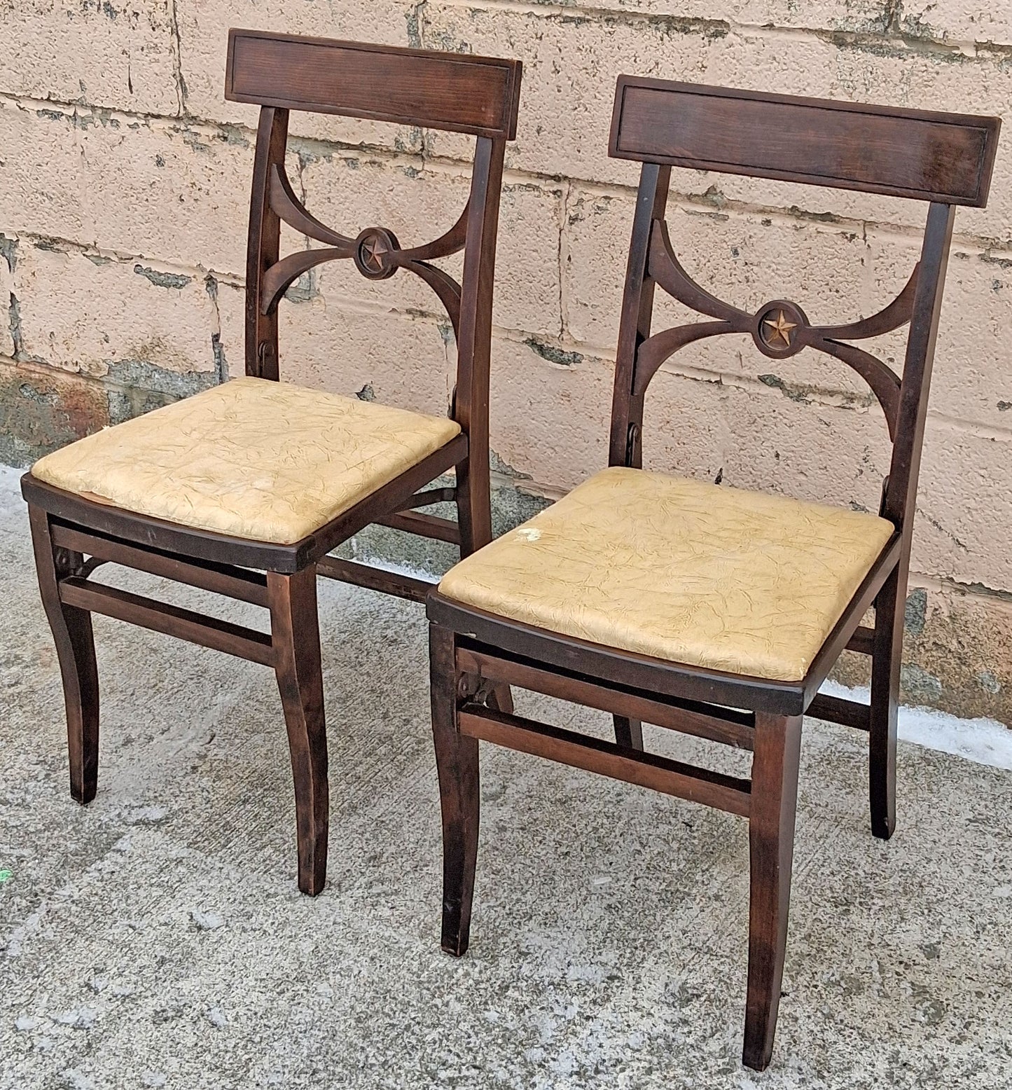 Pair of Antique Vintage Louis Rastetter & Sons Co. "Solid Kumfort" Wooden Folding Foldable Portable Theater Accent Dining Chairs Vinyl Seats