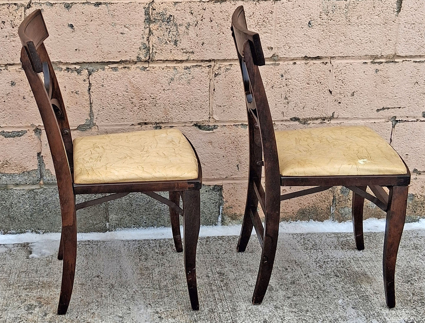 Pair of Antique Vintage Louis Rastetter & Sons Co. "Solid Kumfort" Wooden Folding Foldable Portable Theater Accent Dining Chairs Vinyl Seats