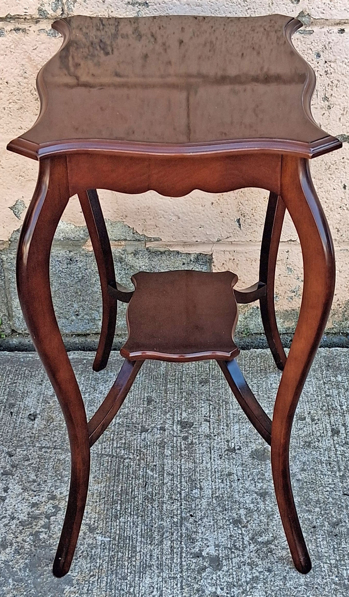 Vintage Antique Country French Provincial Queen Anne Cherry Wood Wooden Scalloped Serpentine End Accent Side Shelf Parlor Table Nightstand