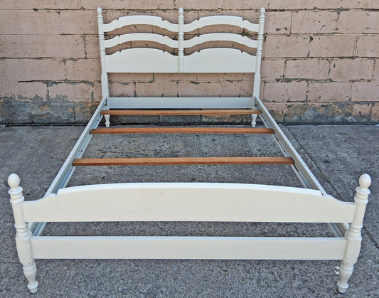 Vintage Antique Ethan Allen Country Cottage White Solid Wood Wooden Ladder Back Full Size Head Foot Board Bedroom Complete Bed Frame Set