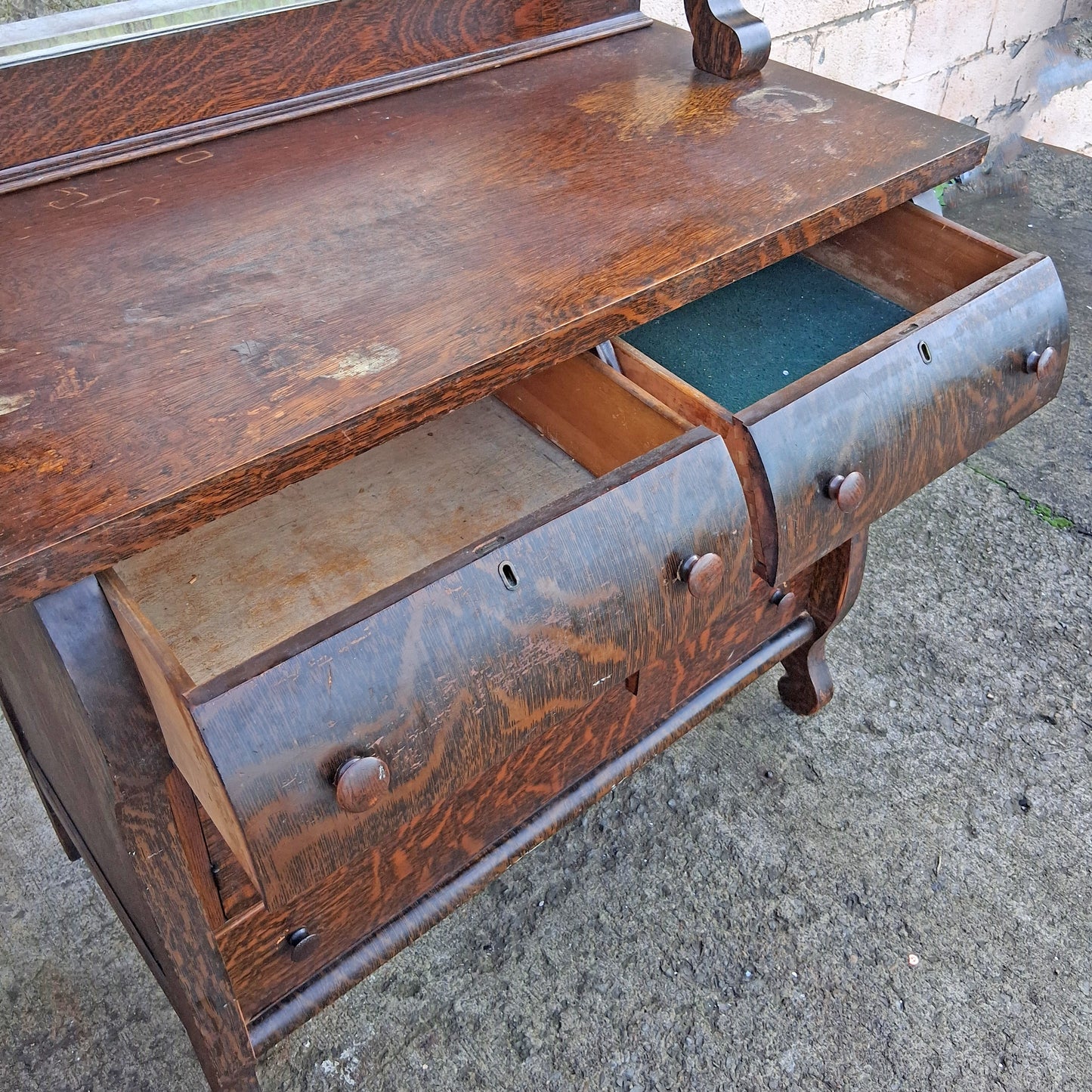 Antique Vintage Reclaimed Salvaged Colonial Edwardian Quartersawn Tiger Oak Wood Wooden Sideboard Buffet Server Beveled Mirror Hutch Cabinet