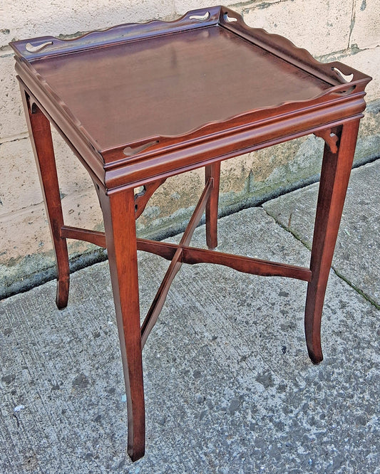 Vintage Antique Chinese Oriental Solid Mahogany Wood Wooden Tray Top Accent Stand Scalloped Gallery Side Table Plant Stand Decor
