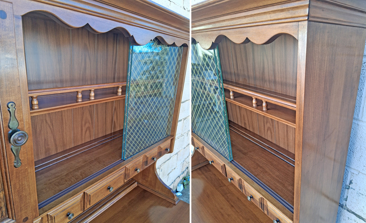 Vintage Antique Colonial Hale Company Solid Wood Scalloped Sliding Glass Door 2 Piece China Cabinet Hutch Buffet Server Dining Furniture