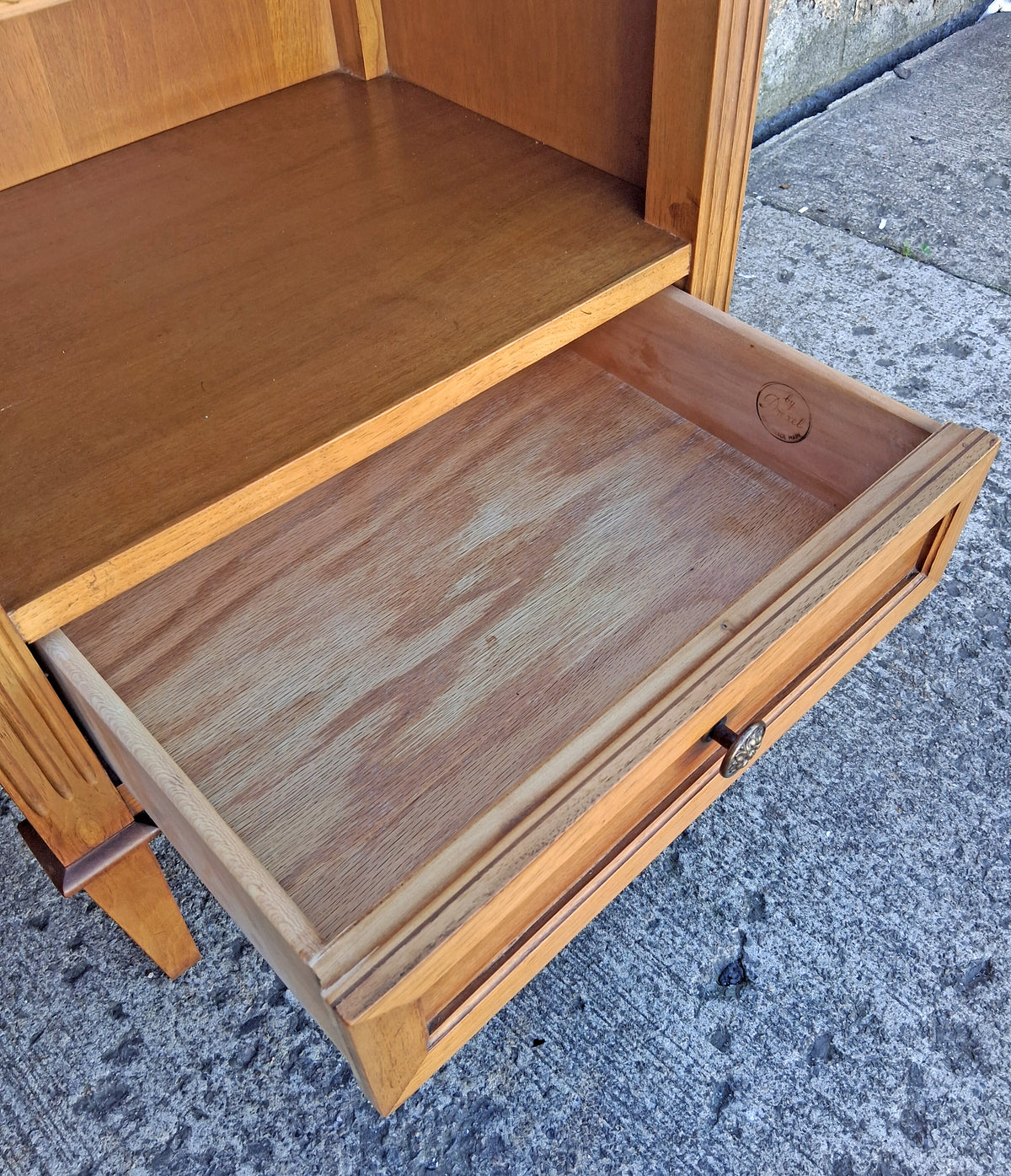 Pair Matching Vintage Mid Century Traditional Drexel Anniversary Solid Wood Oak Wooden Storage Bedroom Set Nightstands Bedside Cabinets