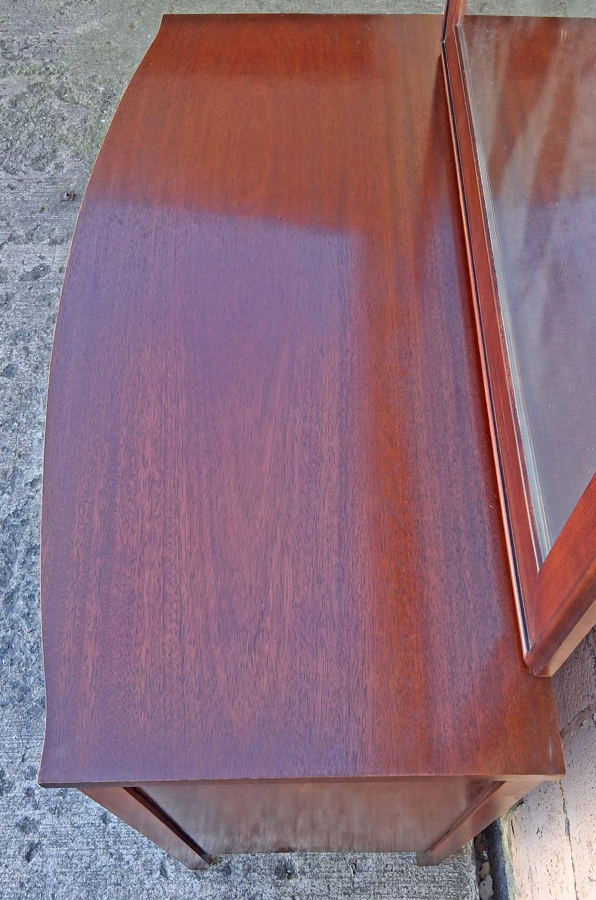 Antique Vintage Old Colonial Federal Dixie Solid Mahogany Wooden Bowed Curved Bow Front Dresser Credenza Cabinet Chest Mirror Bedroom Vanity