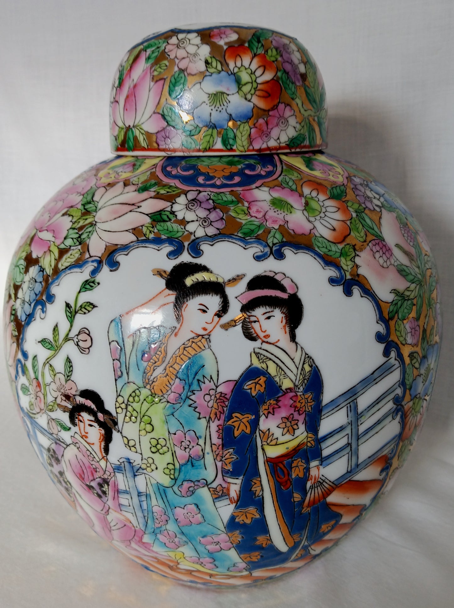Asian Ceramic Porcelain Large Ginger Jar Lidded Urn Vase Multicolored Flowers Geishas Design Gilt Glazed Multicolored Oriental Décor Marked