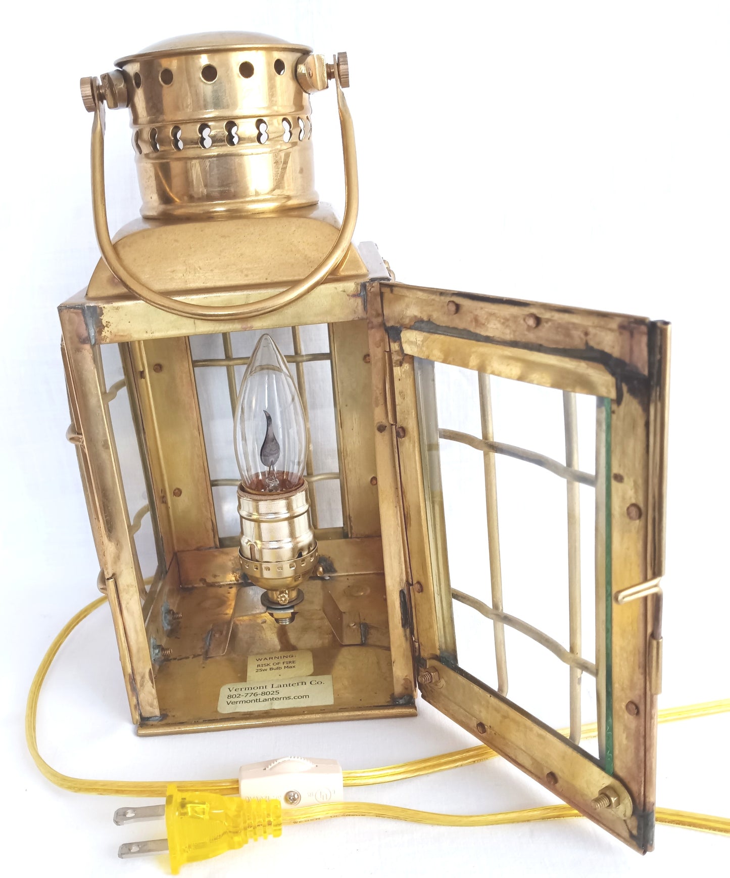 Vintage Vermont Lantern Co. Solid Brass Nautical Electric Table/Hanging Lamp In Cord Switch Marine Light Fixture Bar Boat Coastal Home Décor