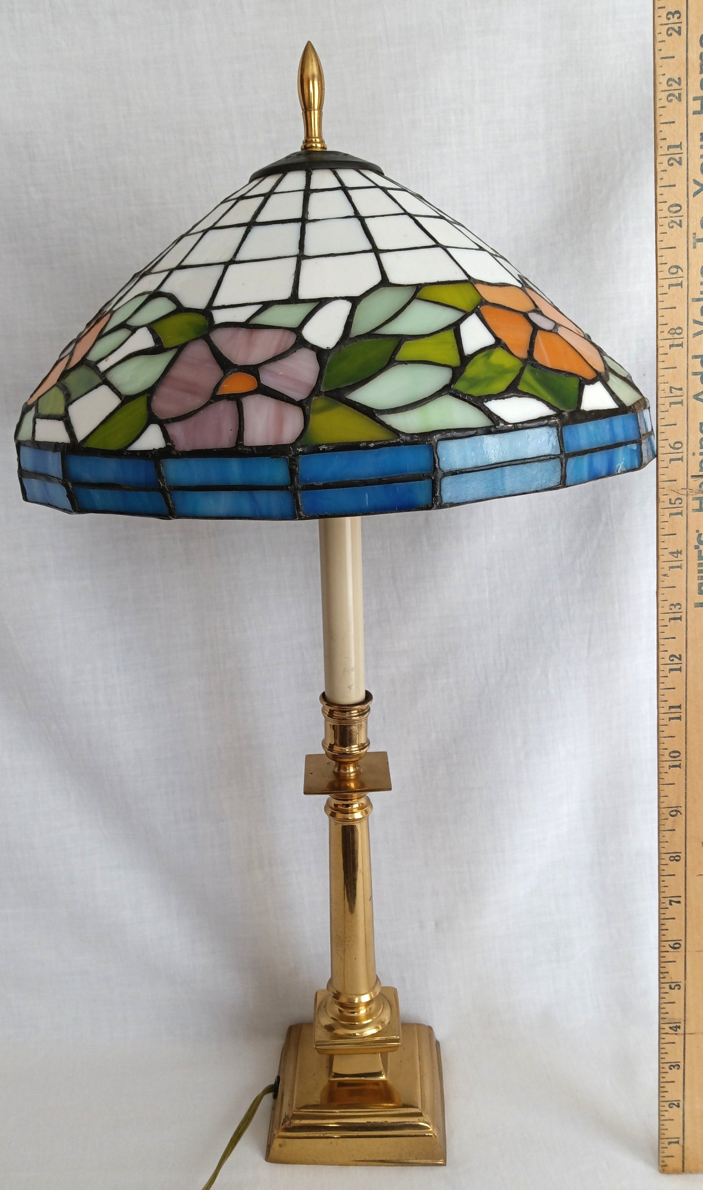 Vintage Tiffany Style Brass Tall Table Lamp Ornate Floral Leaded Stained Slag Glass Dome Shade 2 Way Inline Light Control Switch Harp Finial