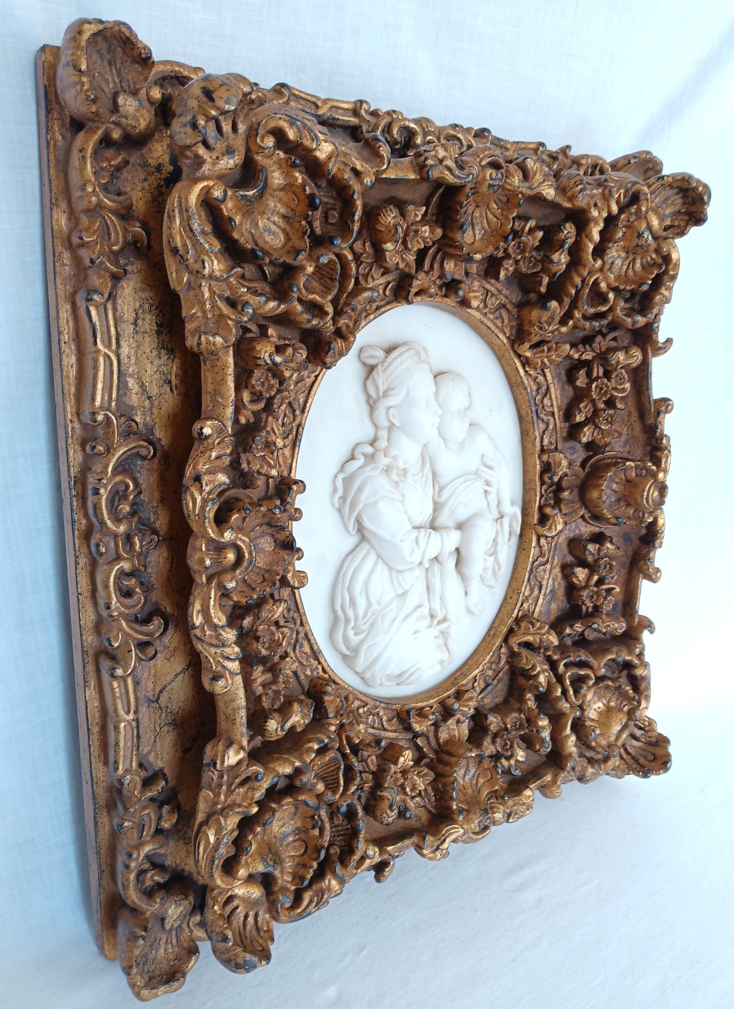 Vintage Neoclassical Reproduction Oval Marble Sculpture Madonna and Child Framed in Gilded Carved Wood Ornate Frame Wall Art