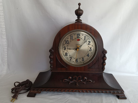 Antique Warren Telechron REVERE Model Electric Motored Mantel Clock Ornate Mahogany Case Finial- Clock RUNS - But does not chime
