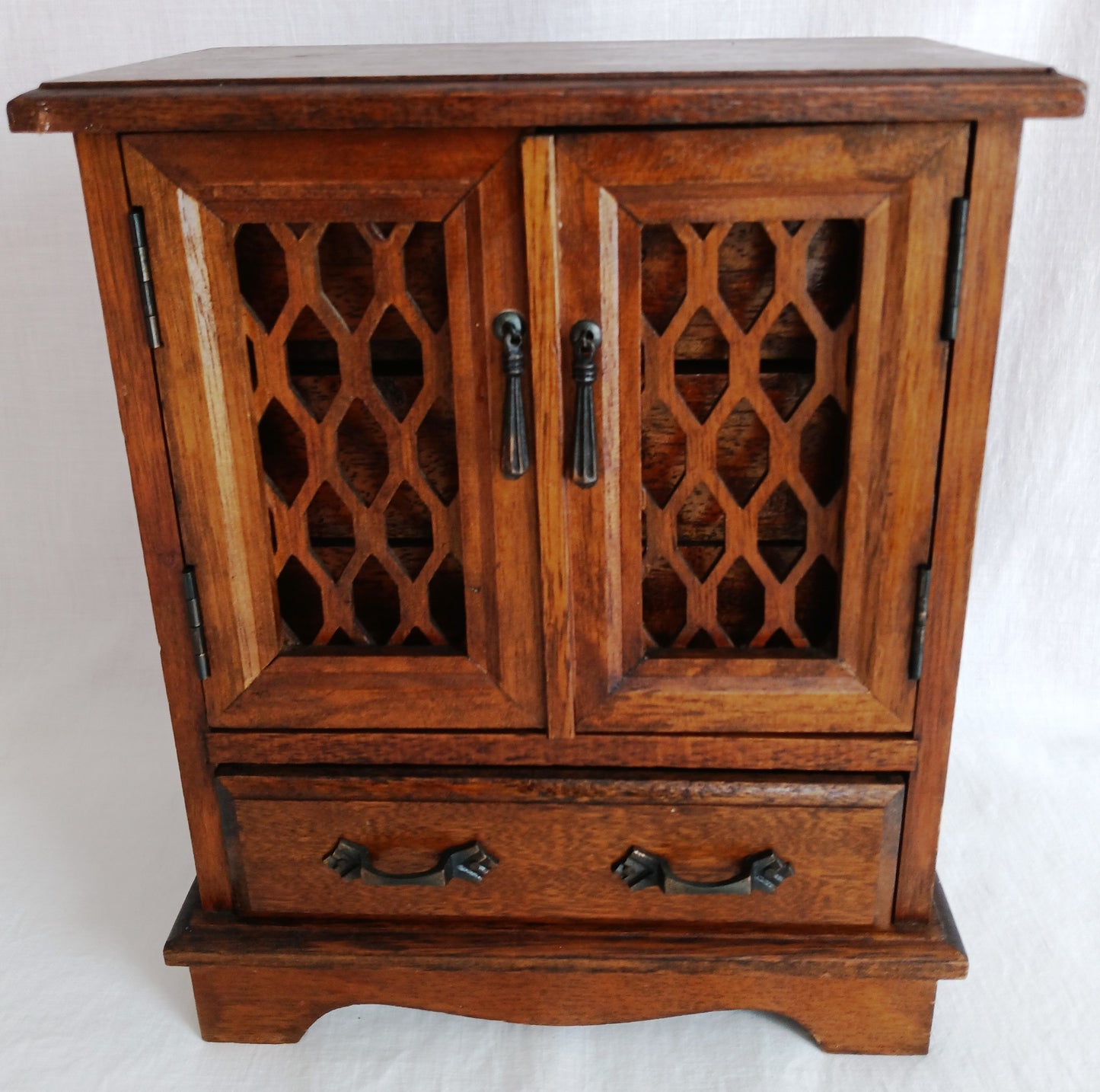 Vintage Wooden Musical Jewelry Box - Royal Sealy Quality Imports Lattice Design Doors 4 Drawers Gold Lining Fabric Copper Accents - Japan