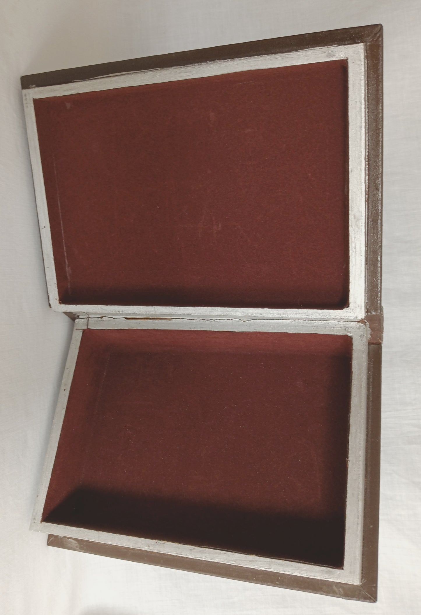 Vintage Antique Look Brown Faux Leather Wooden Box Secret Storage Diversion Hidden Gilt Decorative Hollow Box "Gone with the Wind"