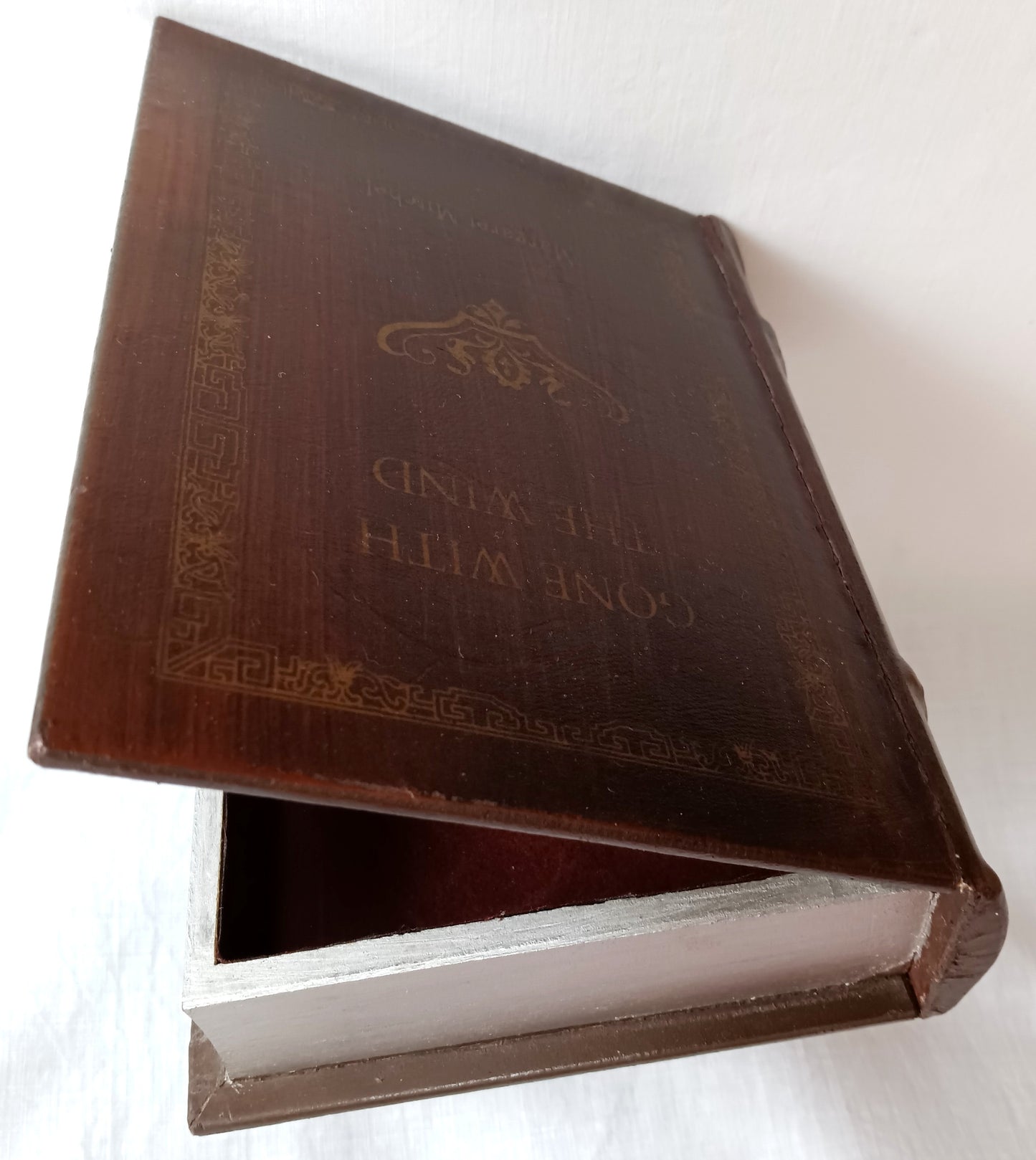 Vintage Antique Look Brown Faux Leather Wooden Box Secret Storage Diversion Hidden Gilt Decorative Hollow Box "Gone with the Wind"