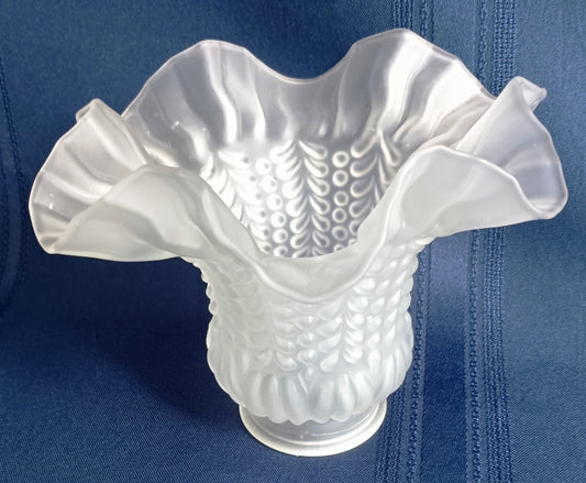 Vintage Flower Shaped Lampshade Frosted Glass Ruffled Edge Small Replacement Light Cover Chandelier Sconce Ceiling Fan 2.25” Fitter
