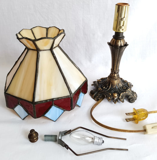 VTG L &LWMC 1973 Candlestick Lamp w/Tiffany Style-Stained Slag Glass Shade One Light In Line Switch Harp Finial Small Accent Night Lamp 11”H