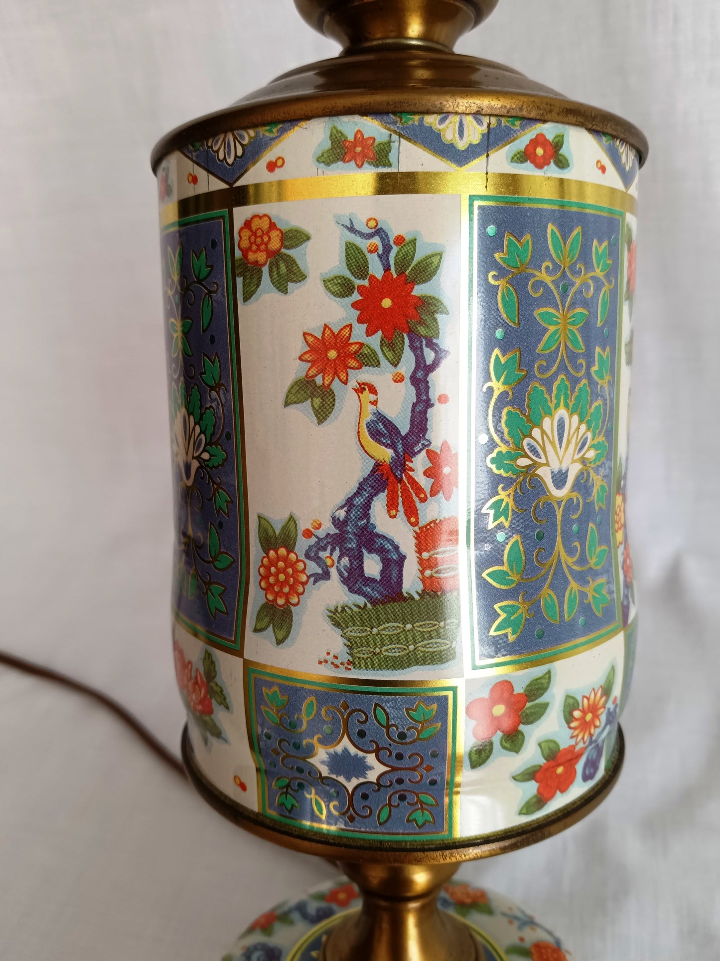 Vintage Chinoiserie Style Column Table Lamp Birds Flowers Daher Tin Solid Brass 3 Way Harp Finial 30” Tall