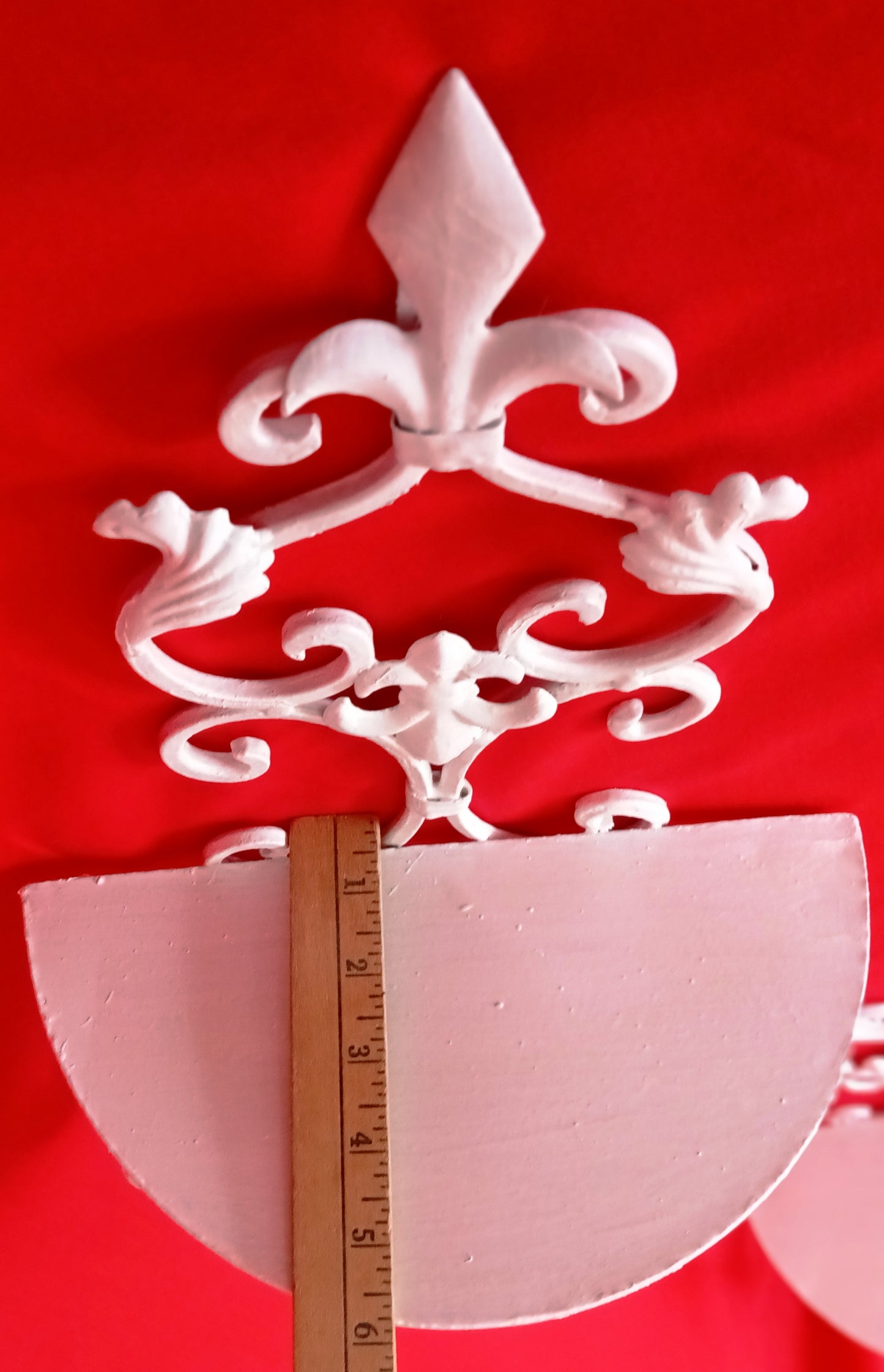 fleur de lis plant hanger Vintage Set of 2 Decorative Wall-mounted Floating Shelves White Painte –  PennAntique