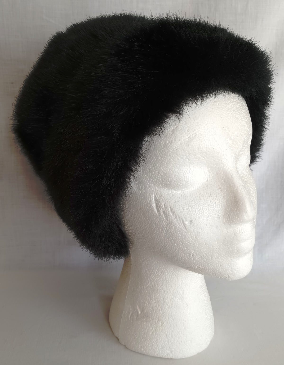 Vintage Faux Fur Black Bucket Hat w/ Lining Fall Winter Women Head Accessory Hat 21-1/2 inches Circumference-NOS