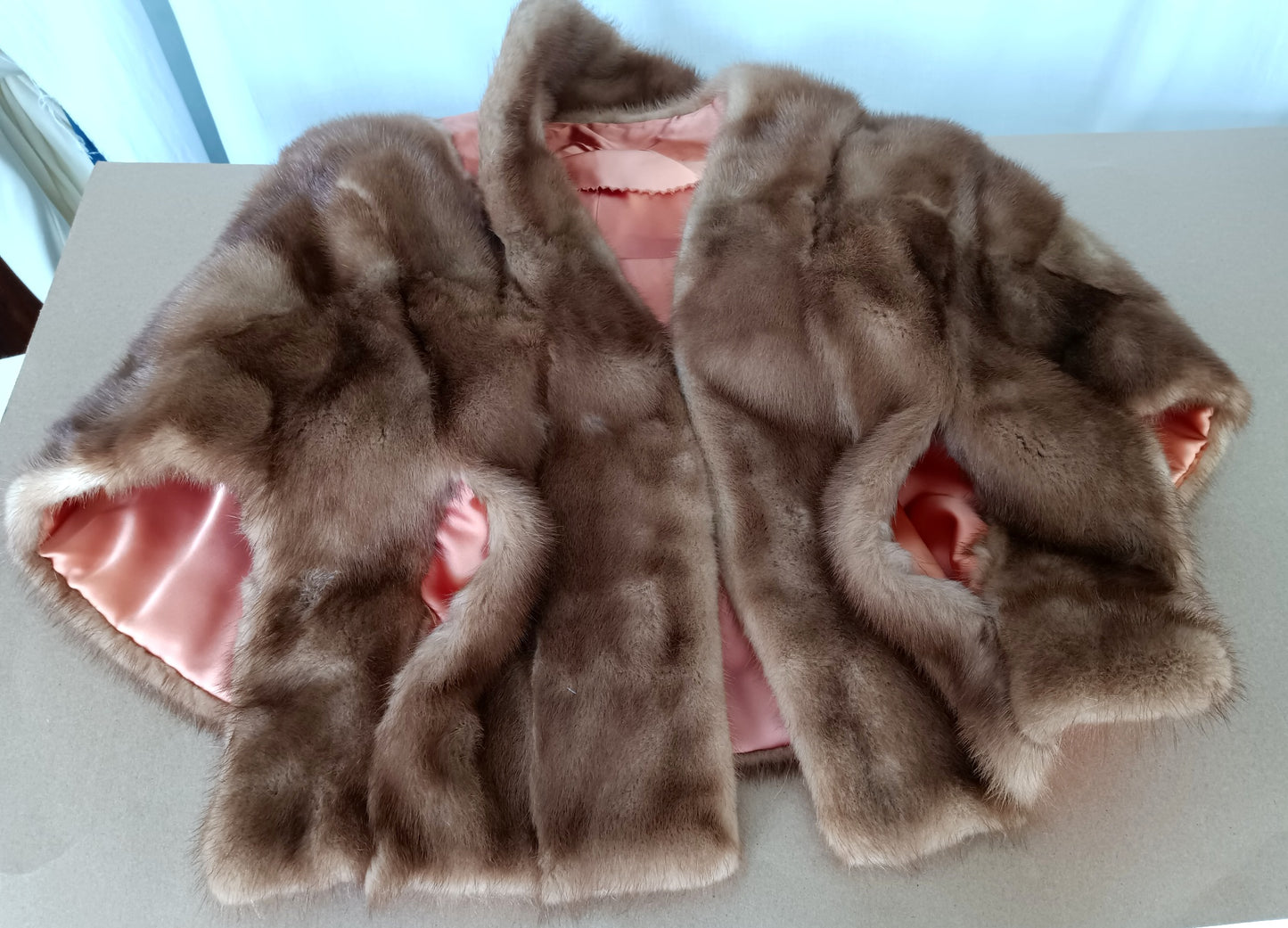 Vintage Honey Brown Real Mink Fur Cape Stole Open Front Shawl Collar Pockets Women Outerwear Wrap Wedding Bridal Bolero Size S