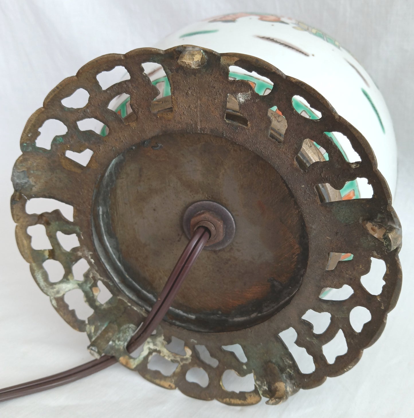 Vintage Chinese Porcelain Ginger Jar Table Lamp Famille Verte Style Copper Brass Cut Out Base 3 Way Harp Finial