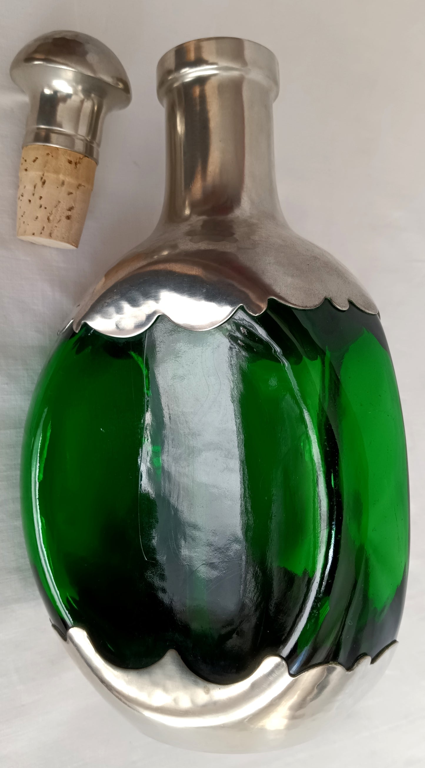 Vintage Royal Holland Daalderop Pinched 3-Sided Hammered Pewter over Emerald Green Glass Decanter Bottle w/Stopper- Barware- NOS