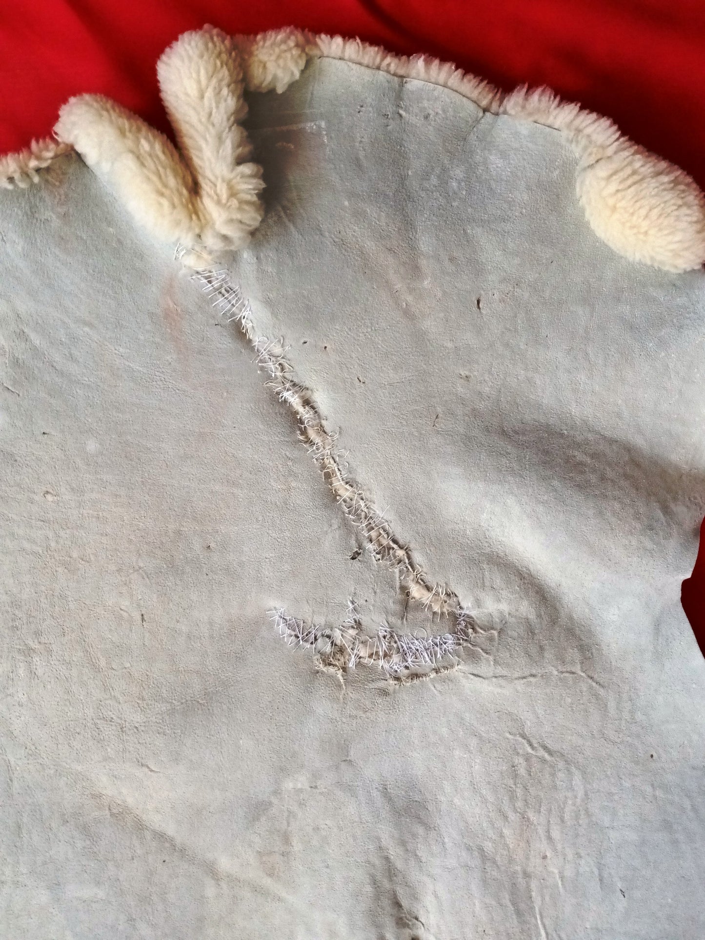 Vintage Ivory Natural Sheepskin Pad Cover Bed or Chair Soothing Stress Relief Sensitive Skin