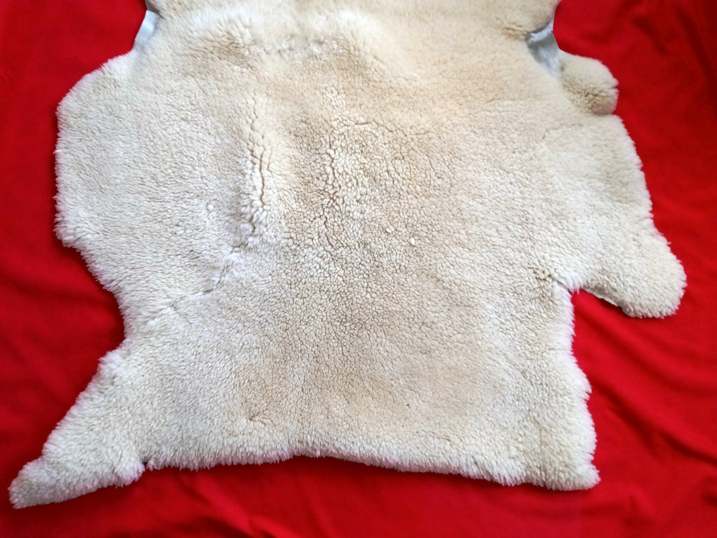 Vintage Ivory Natural Sheepskin Pad Cover Bed or Chair Soothing Stress Relief Sensitive Skin