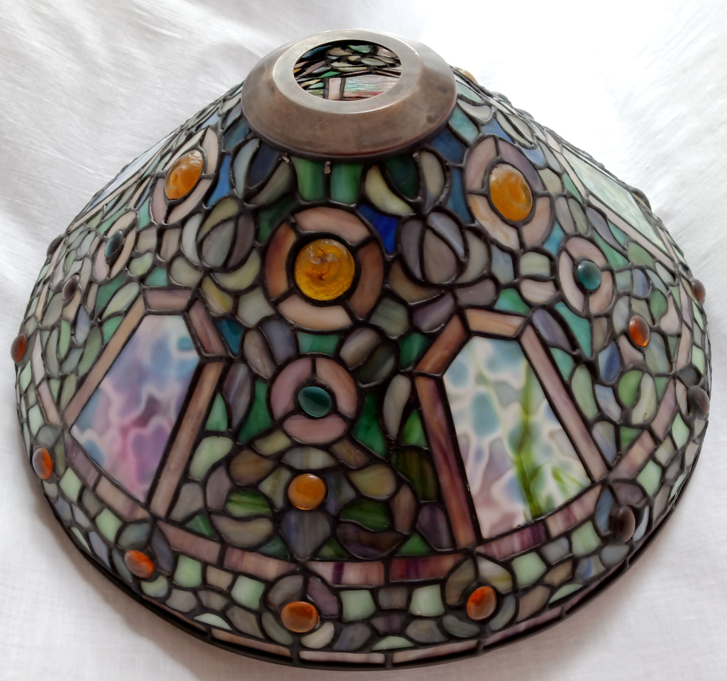 Vintage Tiffany Style Quoizel Collectible Table Floor Pendant Lampshade Slag-Stained Glass Replacement Globe 14” D