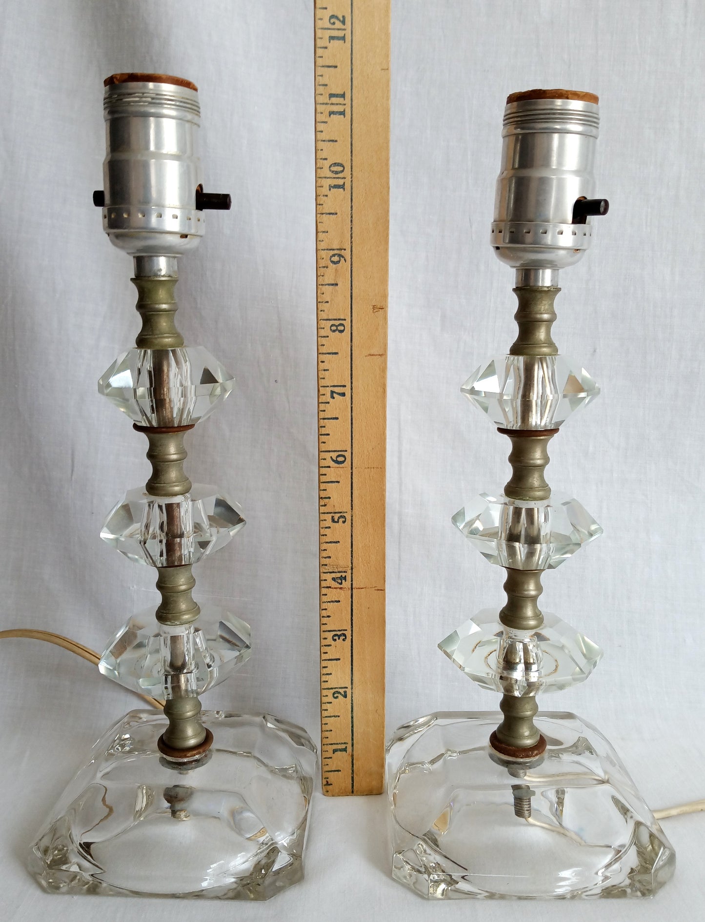 Vintage Mid Century Pair Table Lamps Clear Crystal Glass Stacked Geometric Prism Boudoir Vanity Retro Lighting