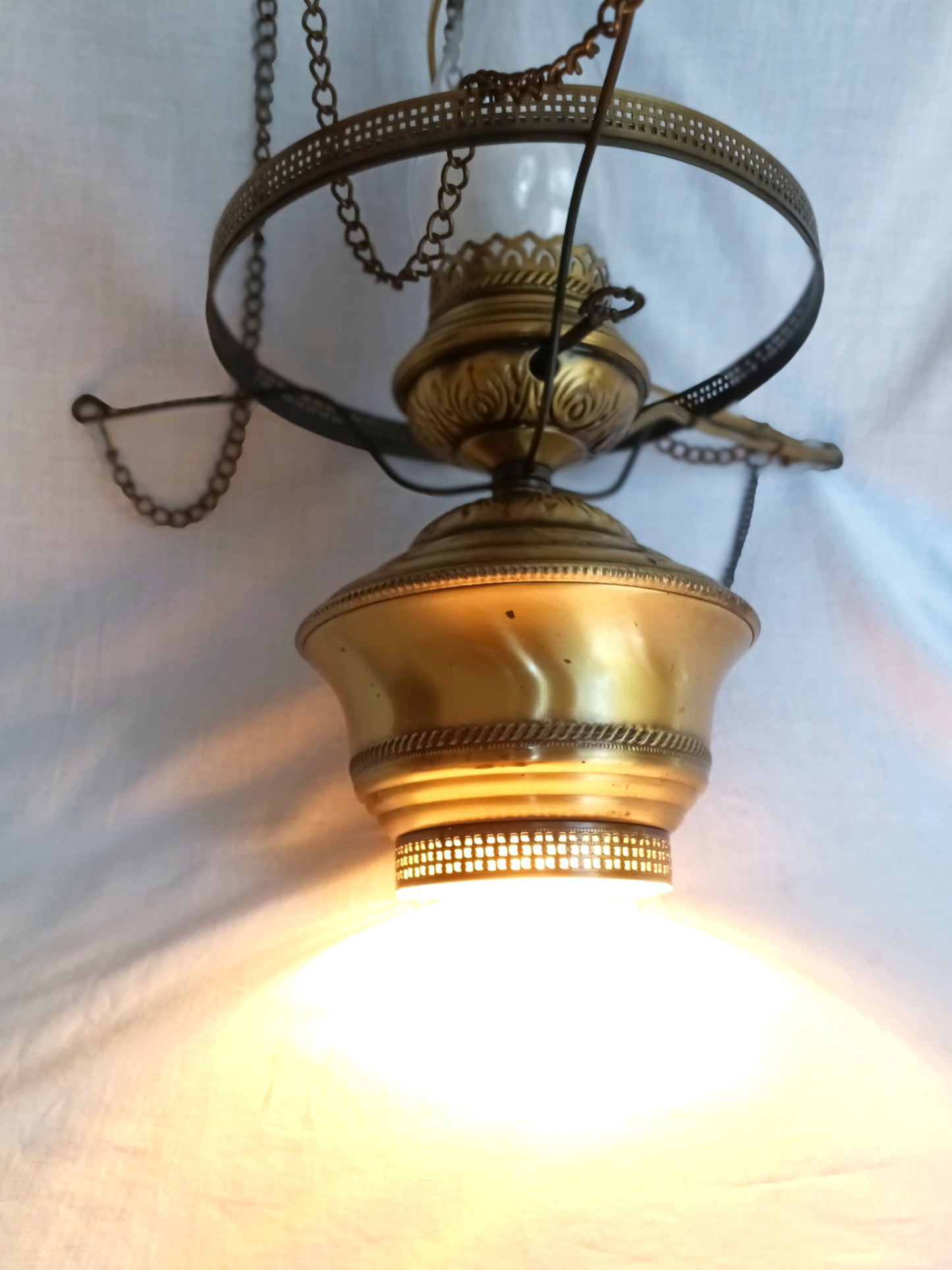 Vintage Quoizel Abigail Adams Swag Hanging Chandelier Brass Lamp 3 Way Blue Poppy Design Large Hurricane Shade Clear Glass Chimney Spotlight