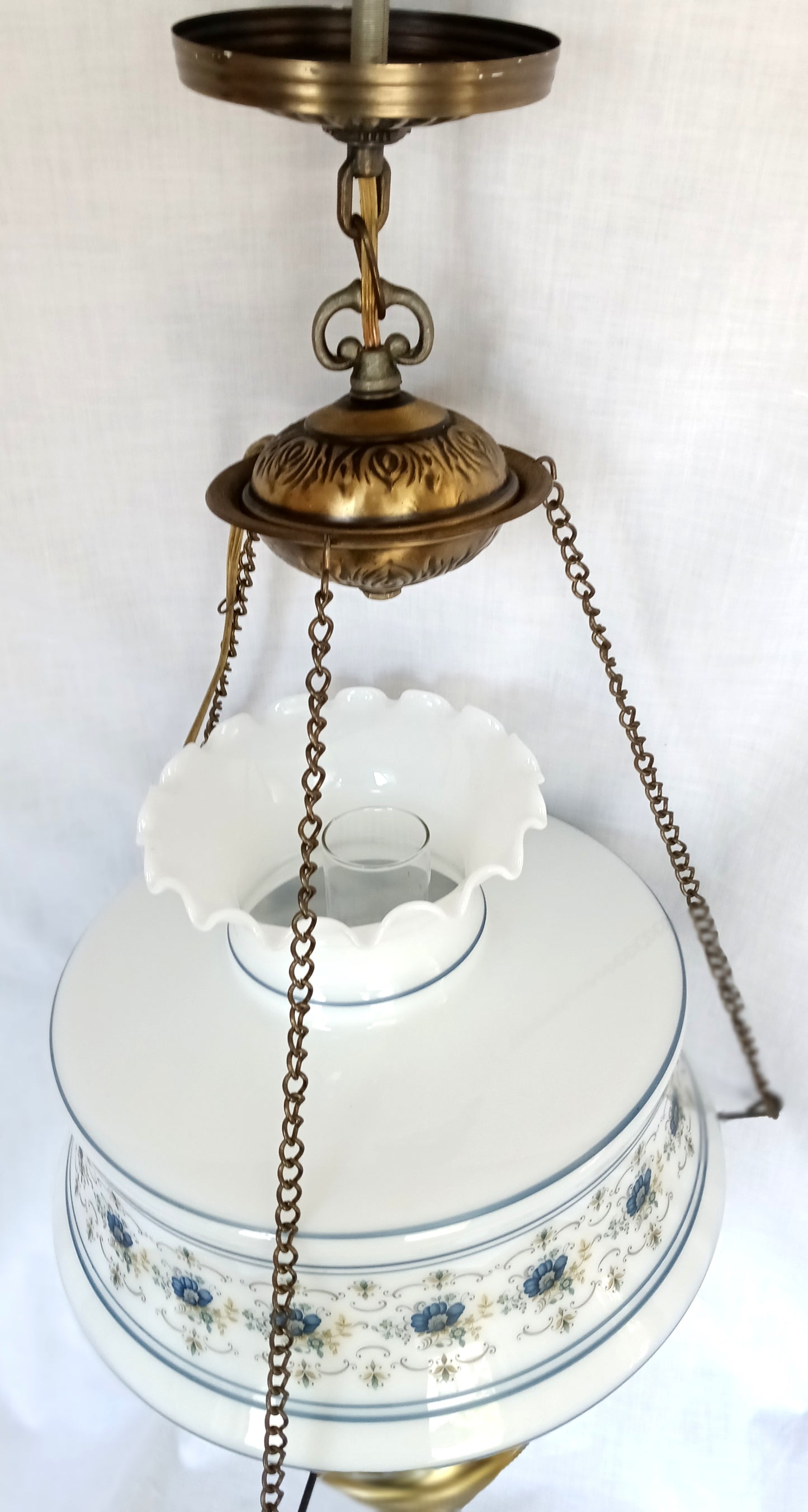 Vintage Quoizel Abigail Adams Swag Hanging Chandelier Brass Lamp 3 Way Blue Poppy Design Large Hurricane Shade Clear Glass Chimney Spotlight
