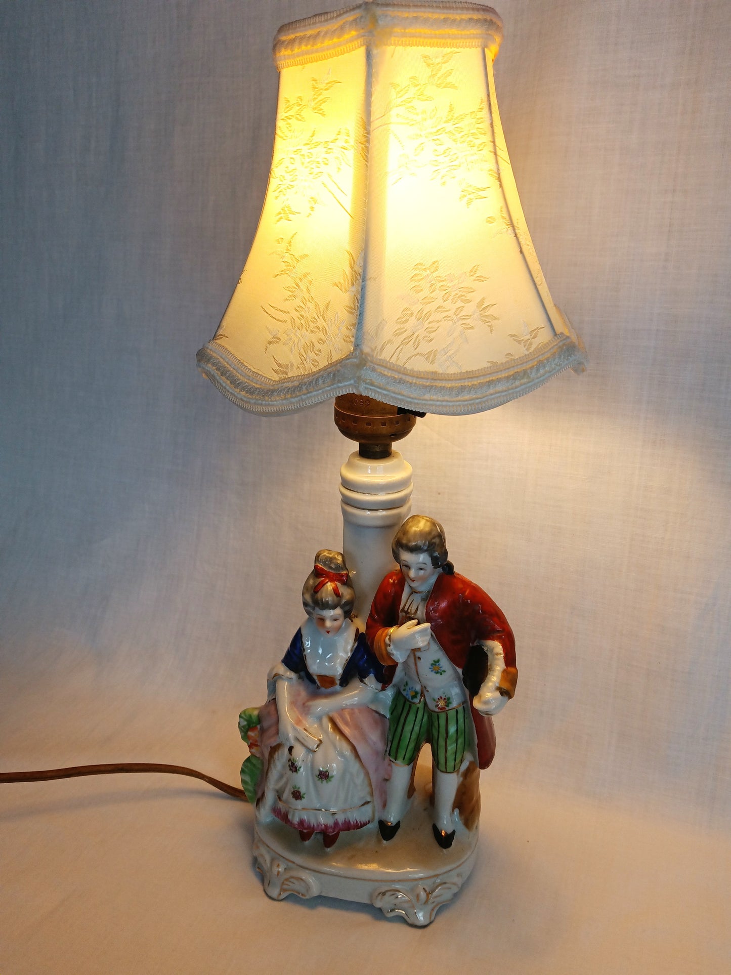 Vintage Occupied Japan Hand Painted Glazed Porcelain Vanity Table Lamp w/Silk Lampshade Courting Couple Figurine Made in Japan