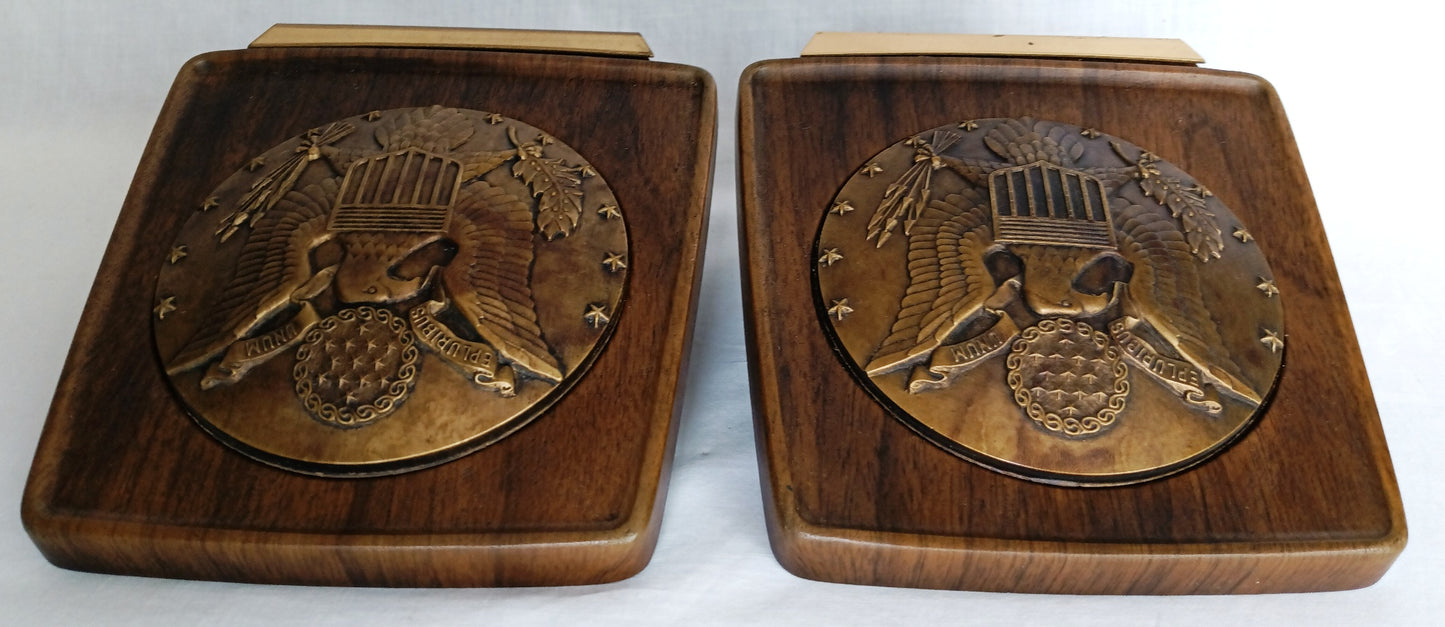 Vintage U.S. Great Seal Bookends Brass Wood Grain Raised Relief Eagle Banner E Pluribus Unum