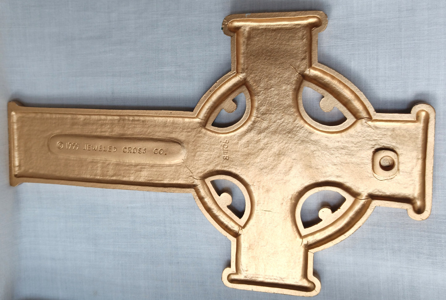 VTG True Celtic Cross Antique Gold Tone Finish Cast Pewter Made by Jeweled Cross-USA Wall Hanging Christian Cross NIB