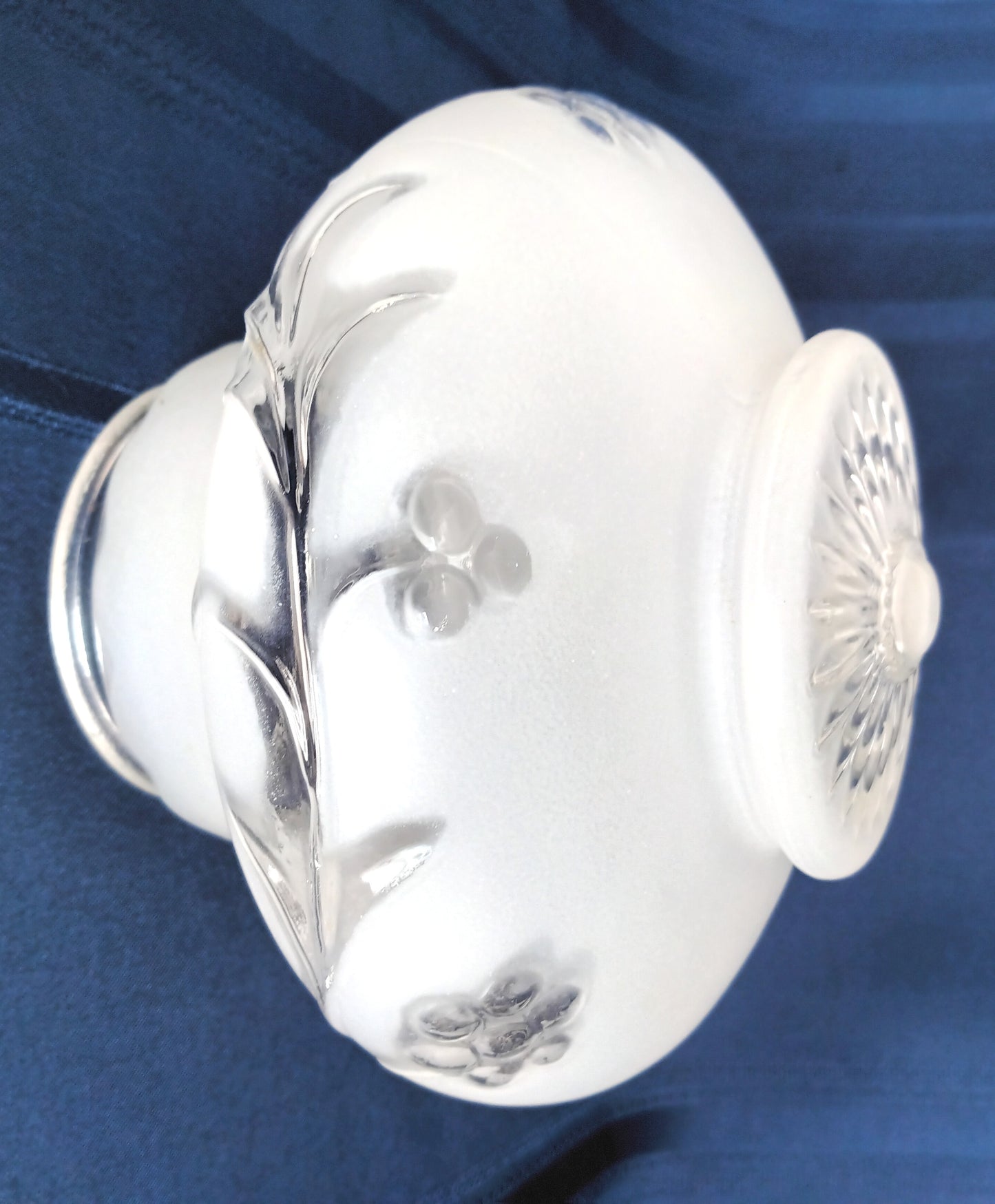 Vintage Art Deco Frosted Pressed Glass Globe Raised Clear Floral Leaf Pattern Replacement Shade Ceiling Wall Sconce 3.25 inches Fitter