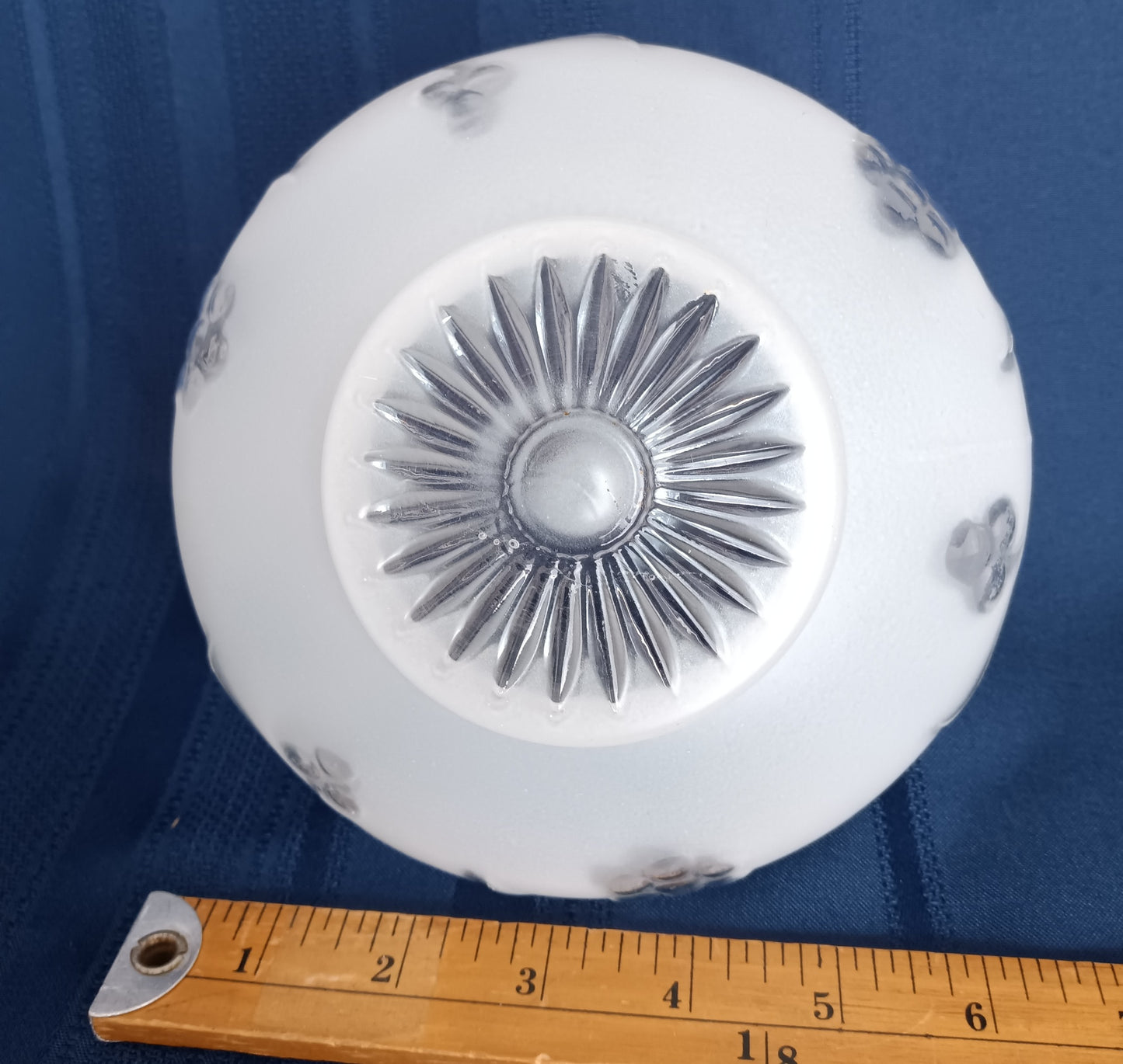 Vintage Art Deco Frosted Pressed Glass Globe Raised Clear Floral Leaf Pattern Replacement Shade Ceiling Wall Sconce 3.25 inches Fitter