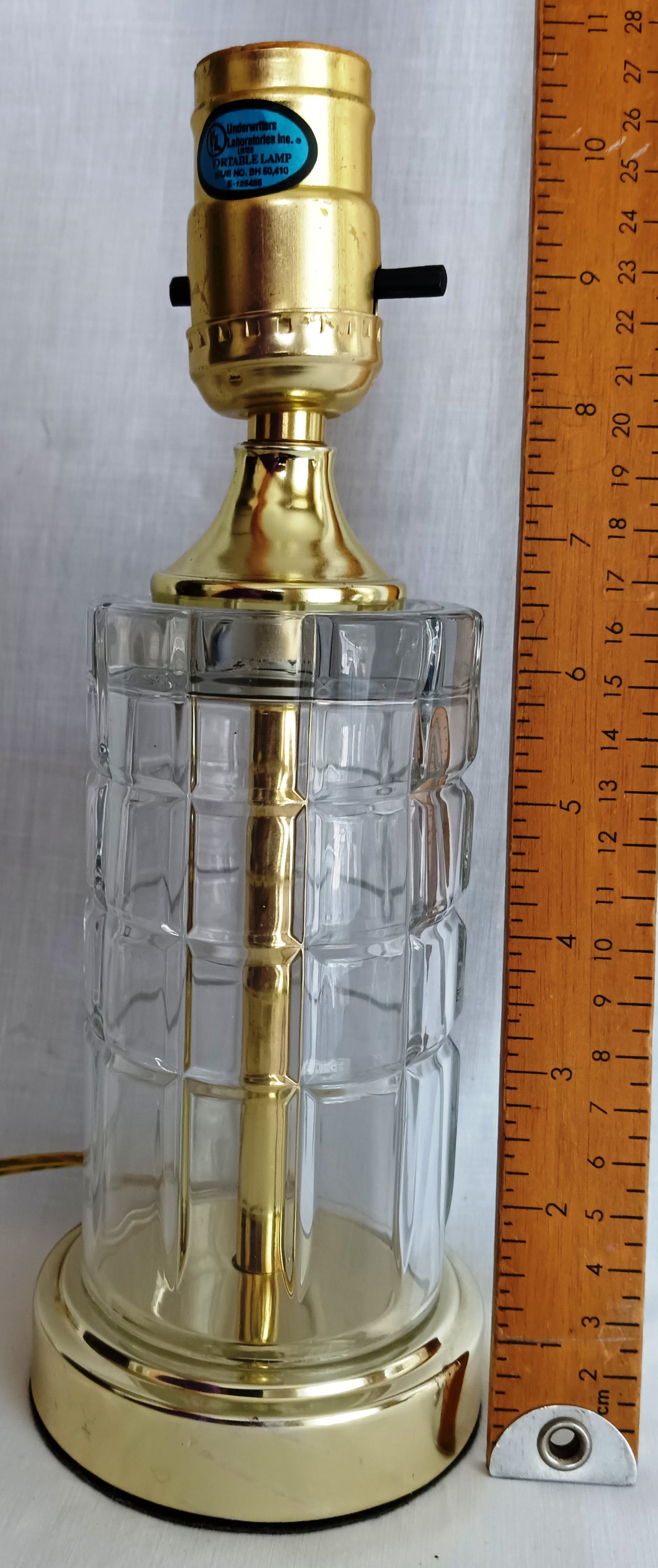 Vintage MCM Cut Clear Crystal Glass Table Lamp Brass Cylindrical Body Cubed Panels Hollywood Regency Style