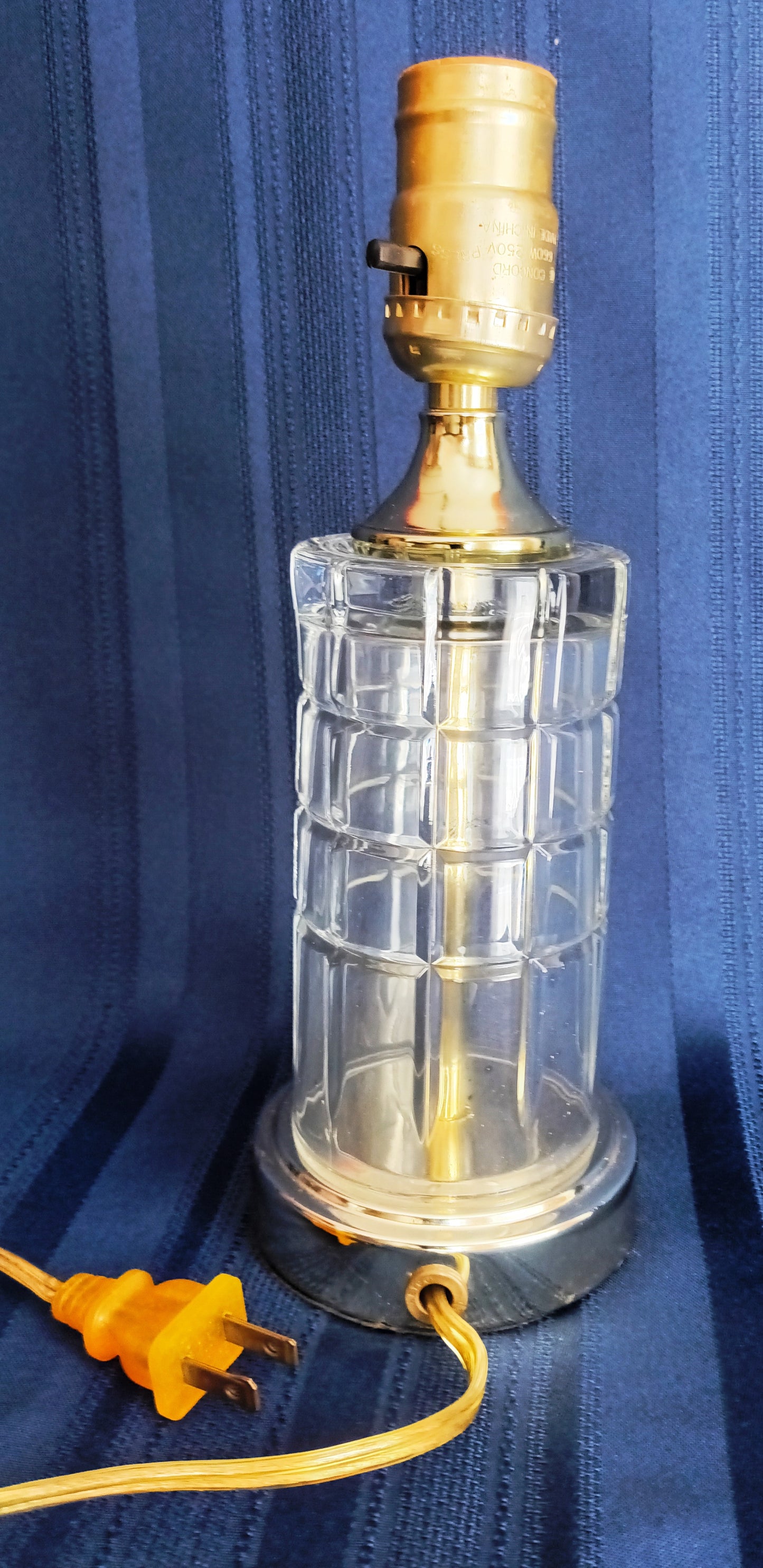 Vintage MCM Cut Clear Crystal Glass Table Lamp Brass Cylindrical Body Cubed Panels Hollywood Regency Style