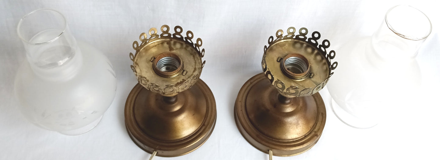 Vintage Pair MCM Electric Hurricane Table Lamps Frosted Clear Glass Globe Etched Grape Leaf Design Brass Finish Metal Retro Lighting