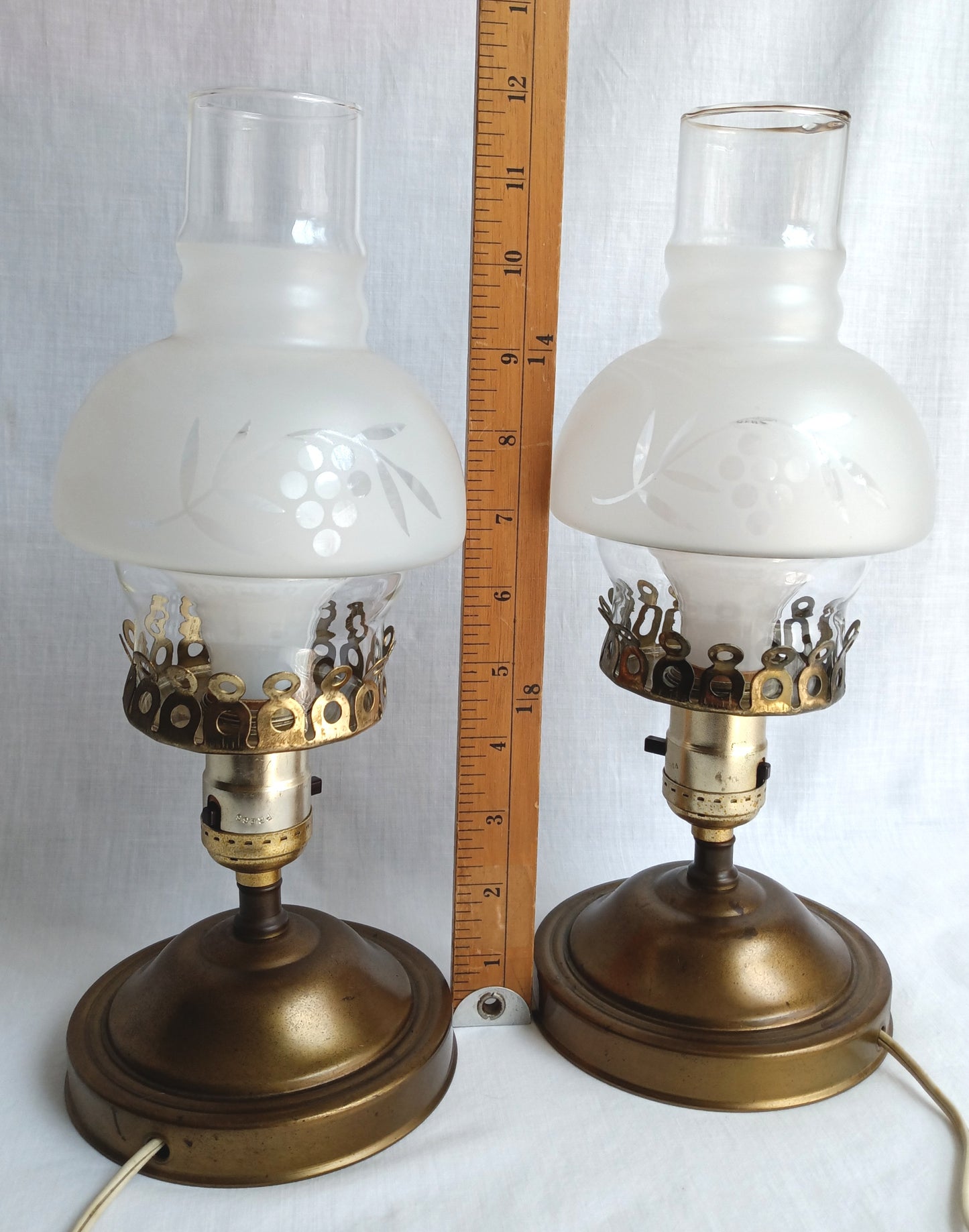 Vintage Pair MCM Electric Hurricane Table Lamps Frosted Clear Glass Globe Etched Grape Leaf Design Brass Finish Metal Retro Lighting