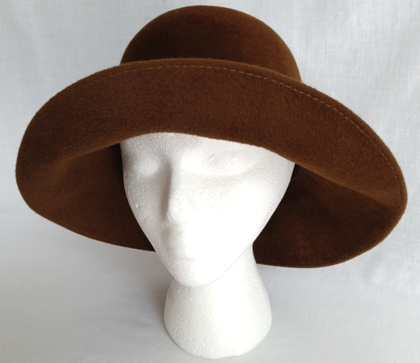 Vintage Helen Kaminski Australia Wool Brushed Felt Cloche Hat Chocolate Brown Wide Brim 22 Inches Circumference Original Storage Box –NIB