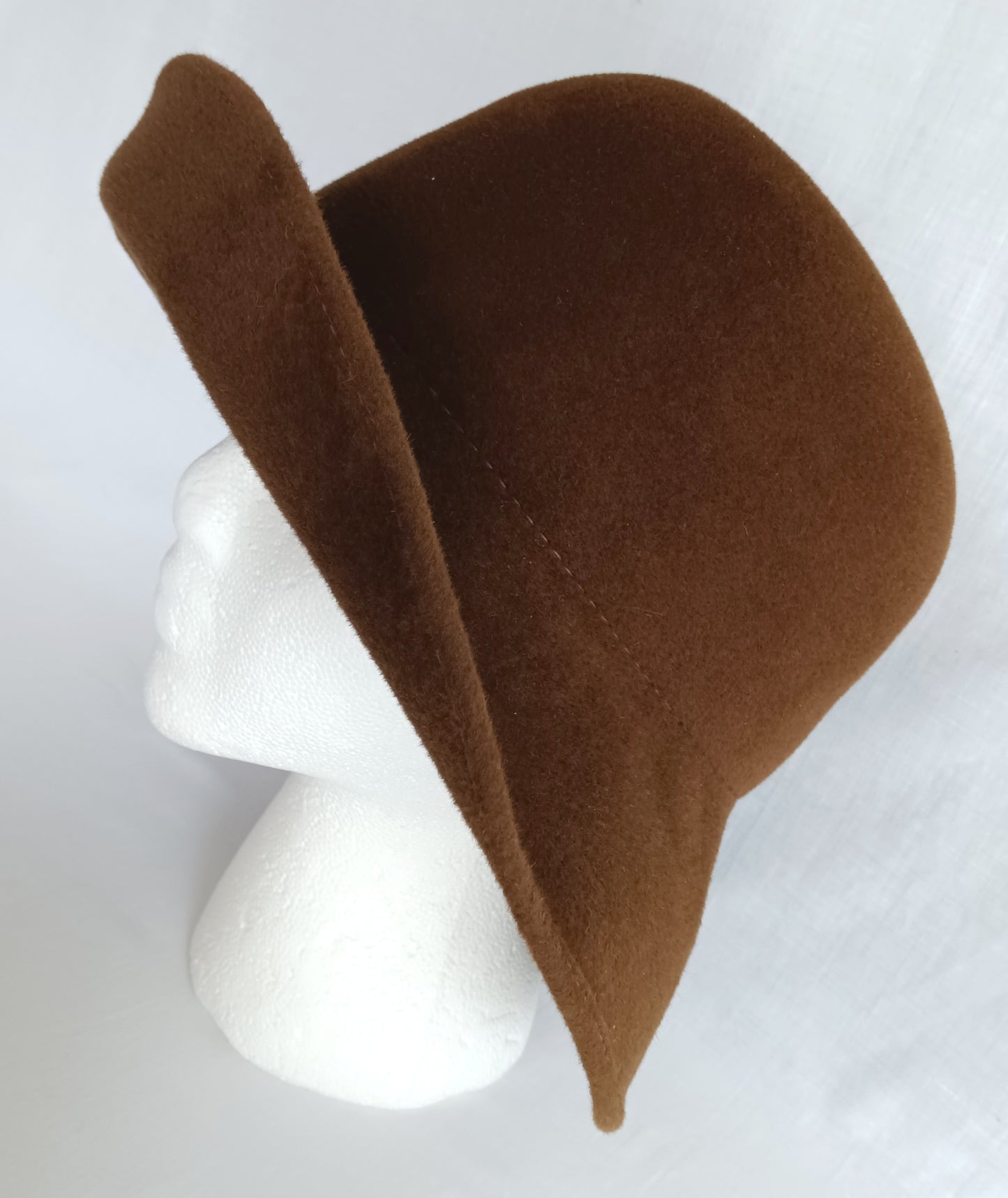 Vintage Helen Kaminski Australia Wool Brushed Felt Cloche Hat Chocolate Brown Wide Brim 22 Inches Circumference Original Storage Box –NIB