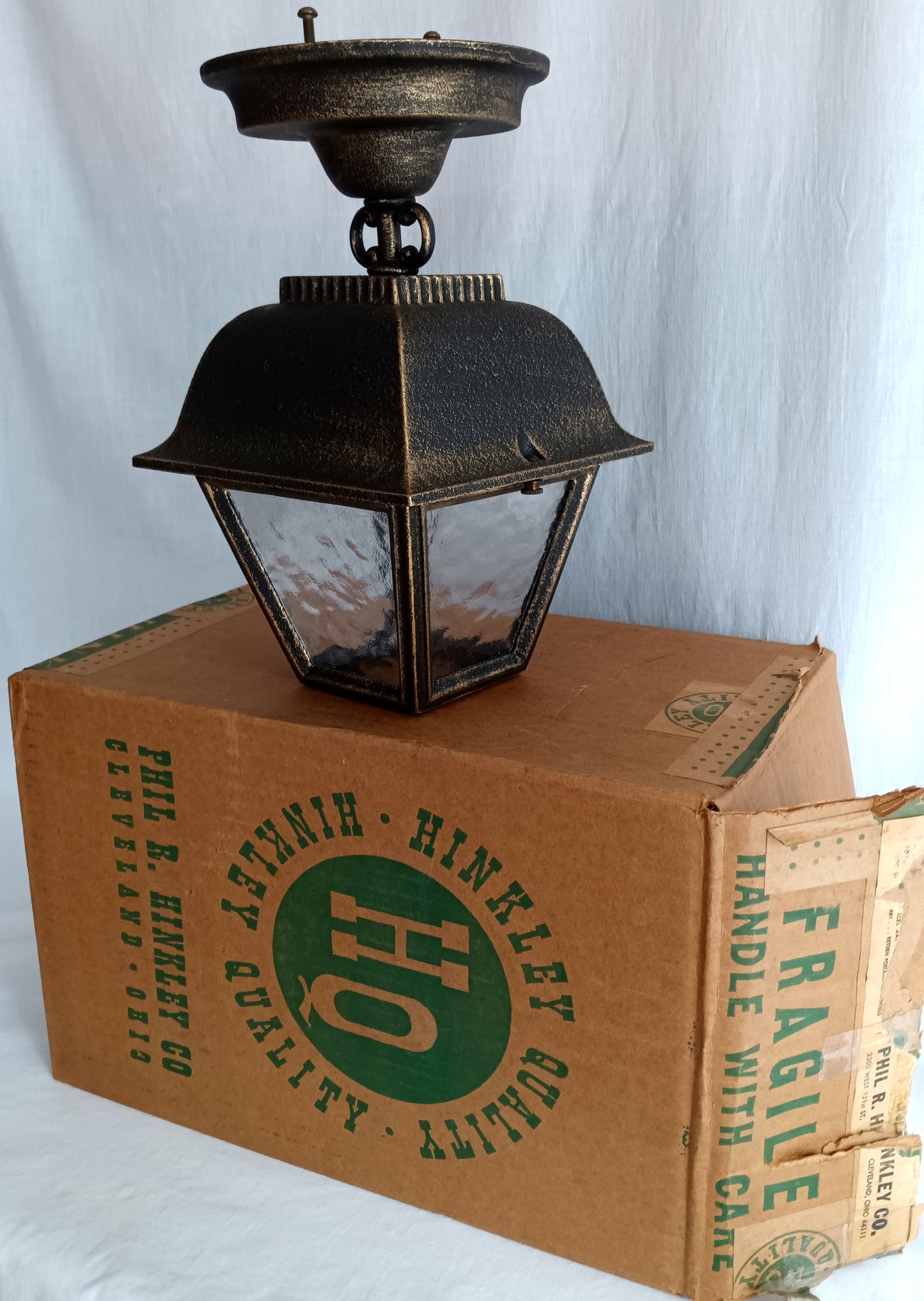 Vintage Phil R Hinkley Outdoor Wall Metal Lantern Model No. 1323 American Coach Stagecoach Style Porch Hanging Light Fixture USA-NOS-NIB