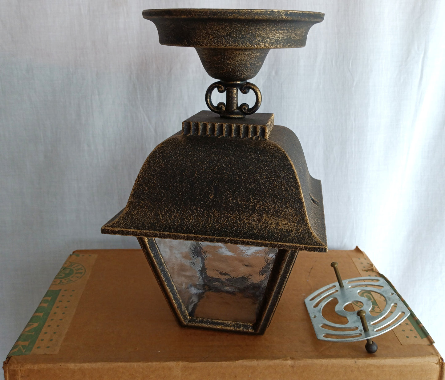Vintage Phil R Hinkley Outdoor Wall Metal Lantern Model No. 1323 American Coach Stagecoach Style Porch Hanging Light Fixture USA-NOS-NIB