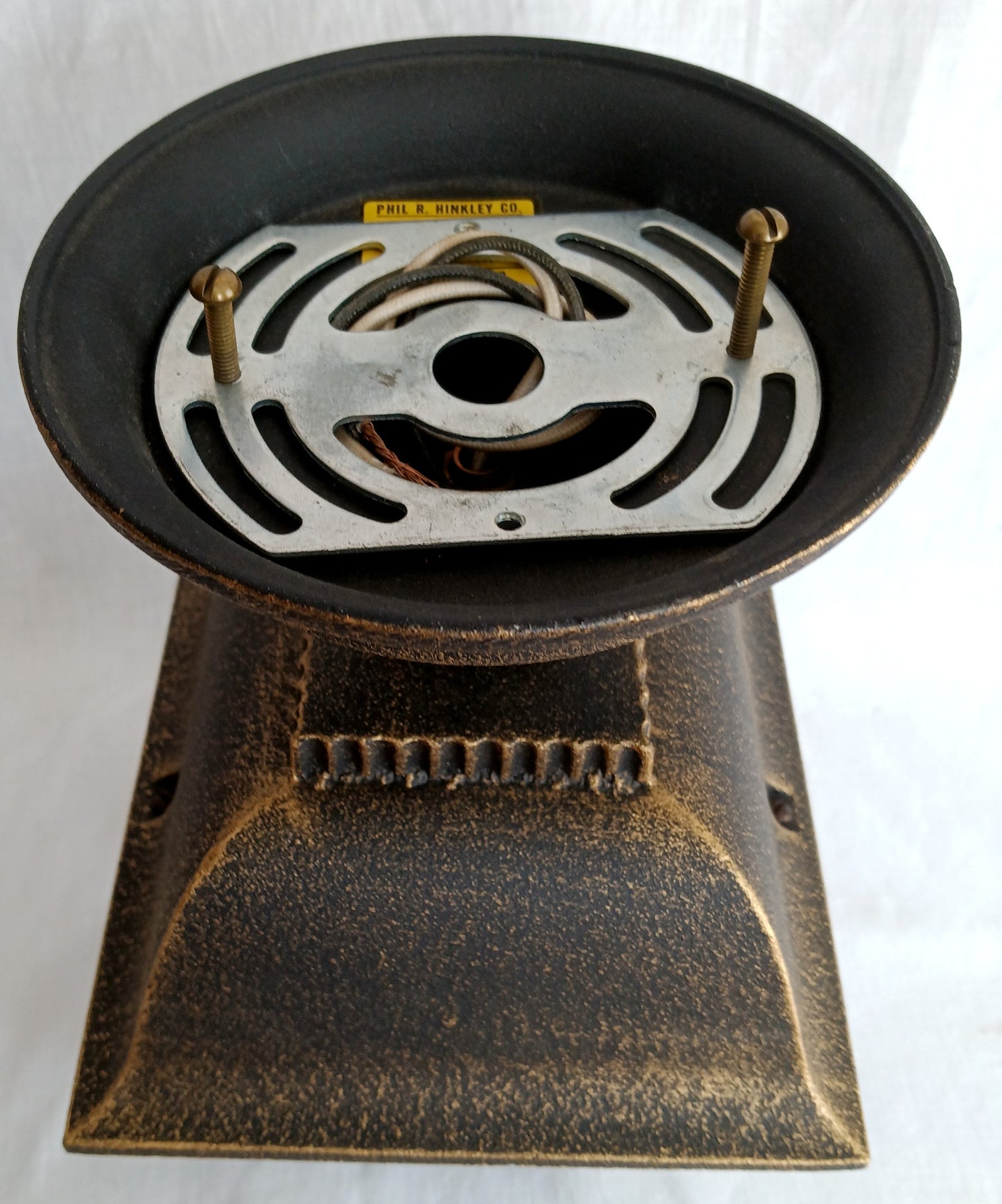 Vintage Phil R Hinkley Outdoor Wall Metal Lantern Model No. 1323 American Coach Stagecoach Style Porch Hanging Light Fixture USA-NOS-NIB