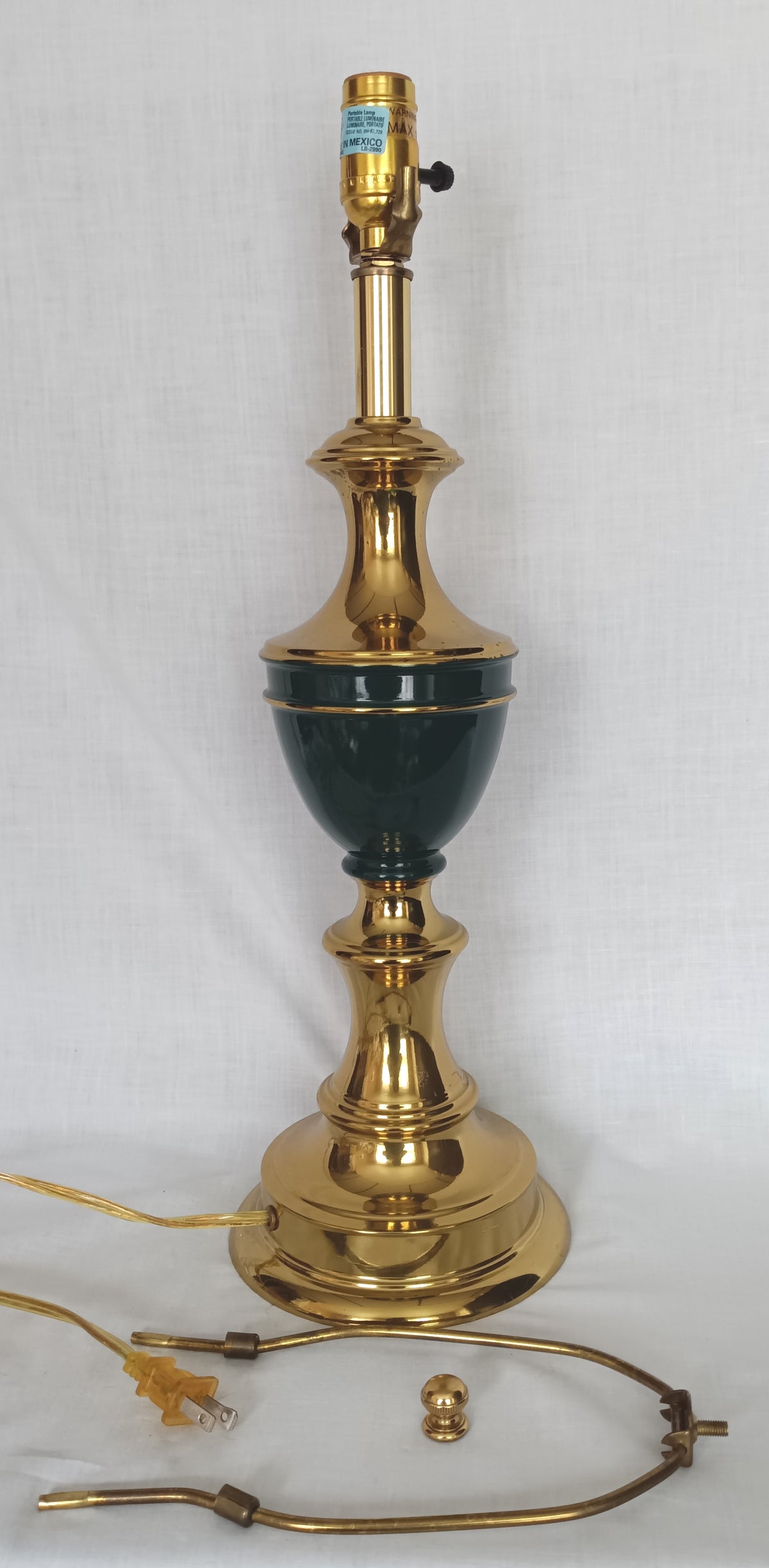Vintage Hollywood Regency Style Solid Brass Dark Green Enamel Urn Trophy 3 Way Heavy Table Lamp Harp Finial 30”H