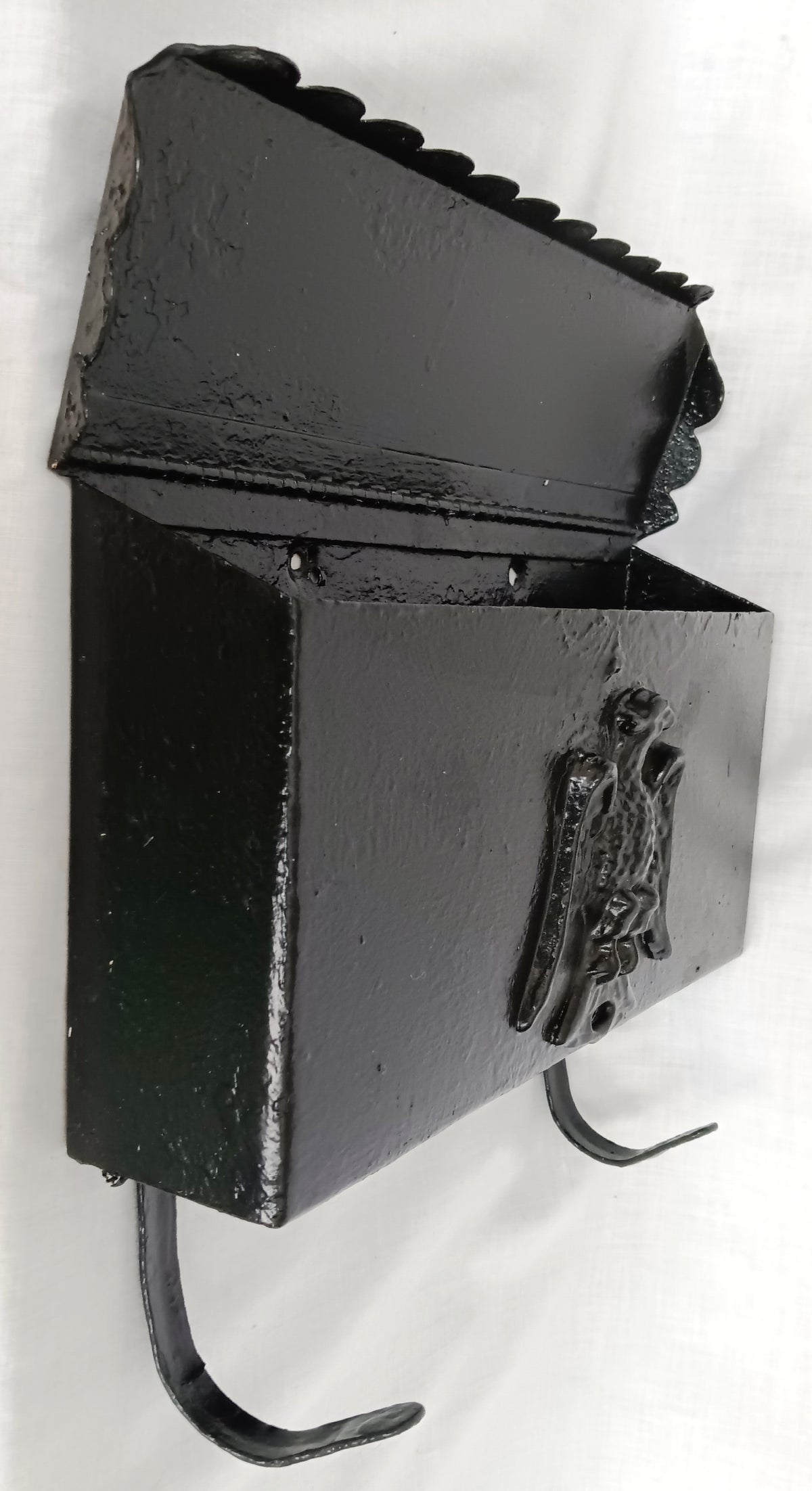 Vintage Wall Mounted Metal Mailbox Scalloped Lid Federal American Eagle Emblem Metal Curved Hooks Retro 12” Wide